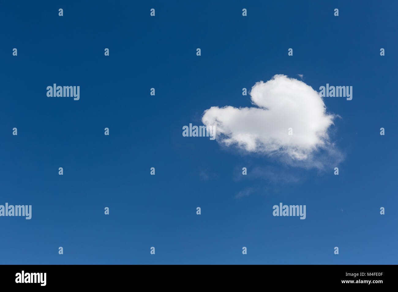 A forma di cuore il cloud Foto Stock