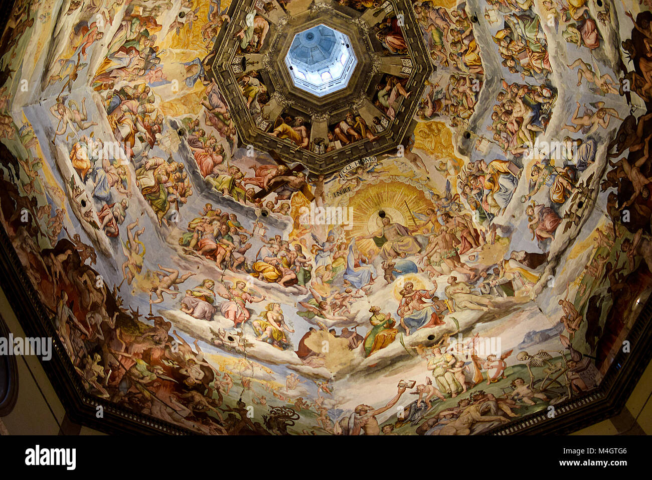 Firenze, Italia - 18 settembre 2017: dettaglio del Giudizio Ultimo; un monumentale affresco dipinto da Giorgio Vasari e Federico Zuccari che nel XVI secolo Foto Stock