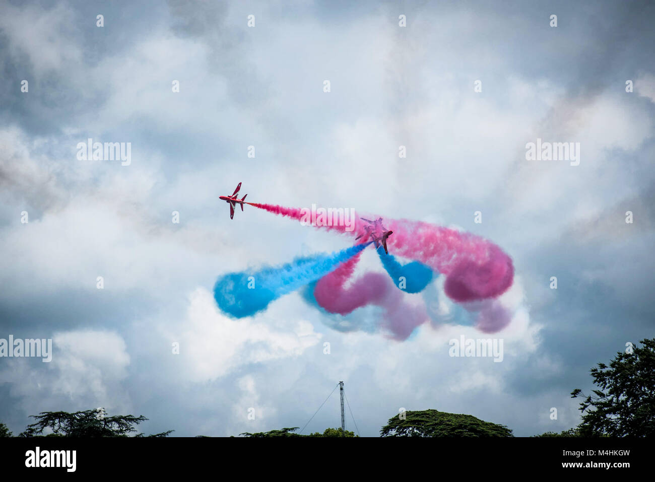 Frecce rosse londra immagini e fotografie stock ad alta risoluzione - Alamy Frecce rosse londra immagini e fotografie stock ad alta risoluzione - Alamy