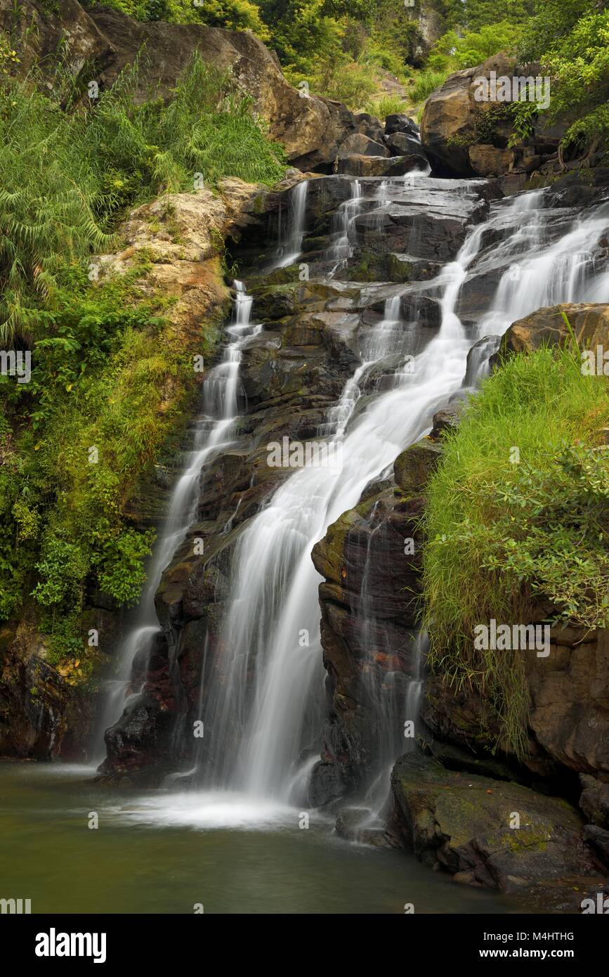Ravana Falls, provincia centrale, Sri Lanka Foto Stock