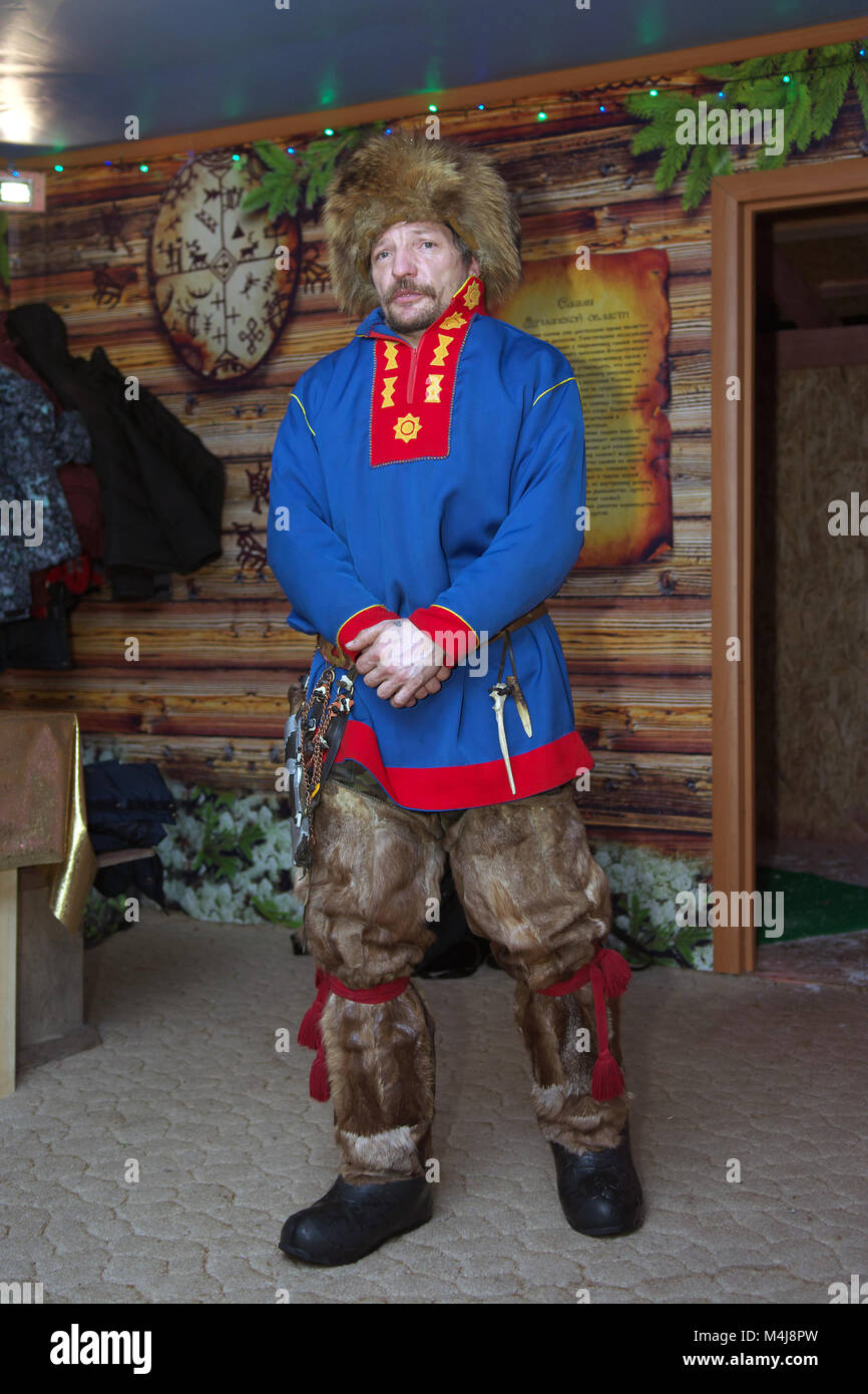 Lovozero, Russia - 08 gennaio 2014, ASG in abito nazionale Foto Stock