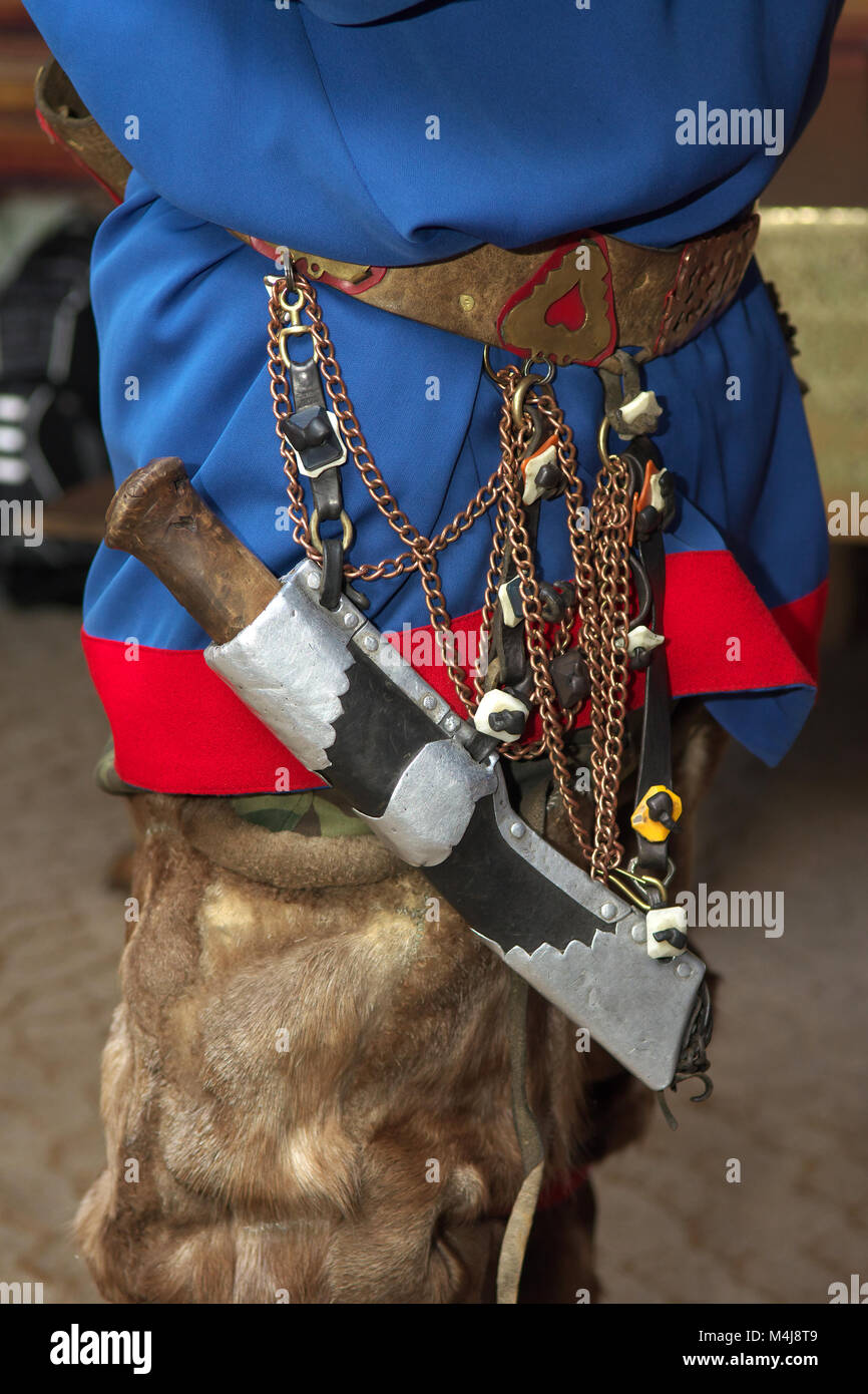 Coltello Sami - parte del costume nazionale del costume Sami Foto Stock