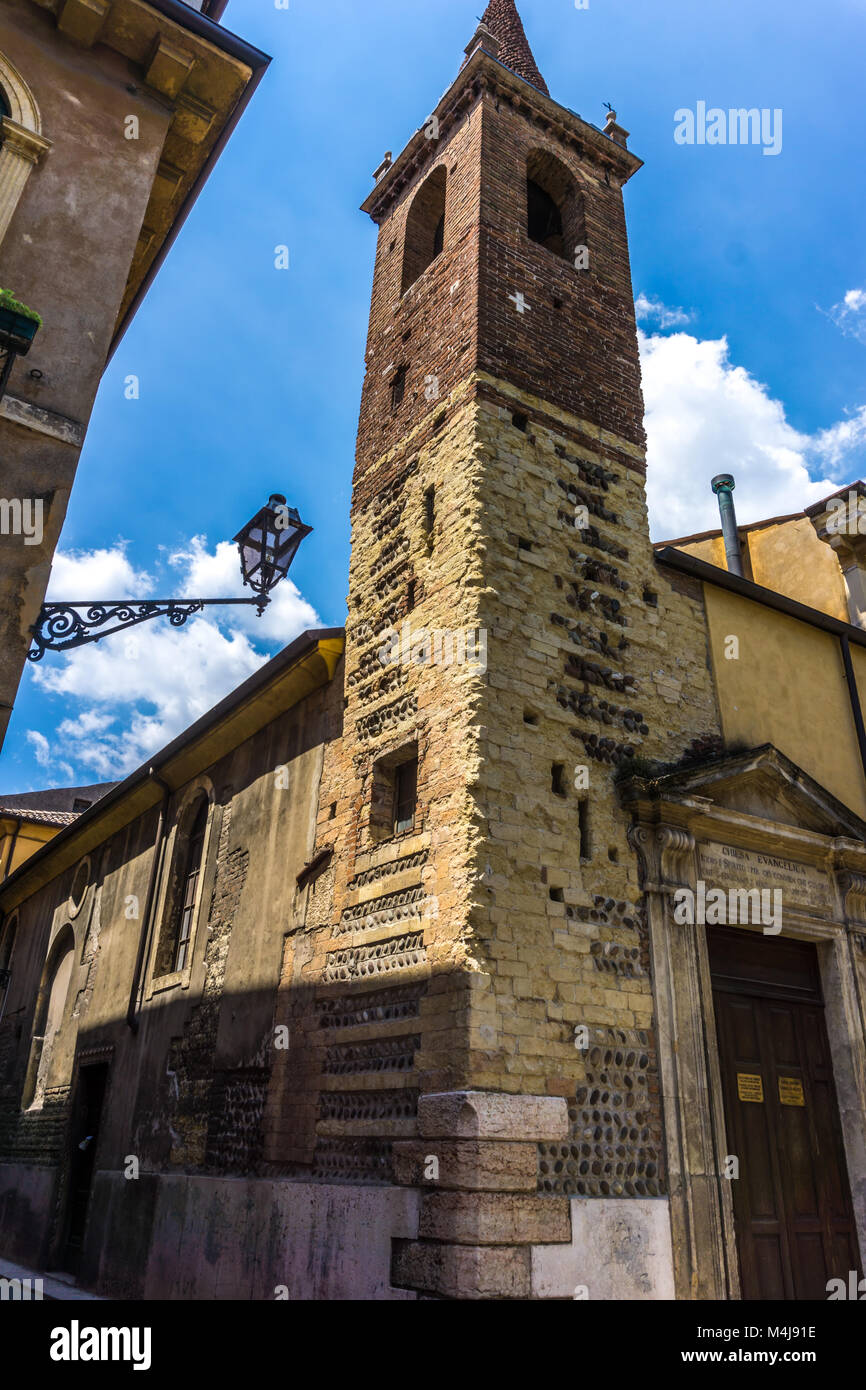 Vecchia Torre a Verona Foto Stock