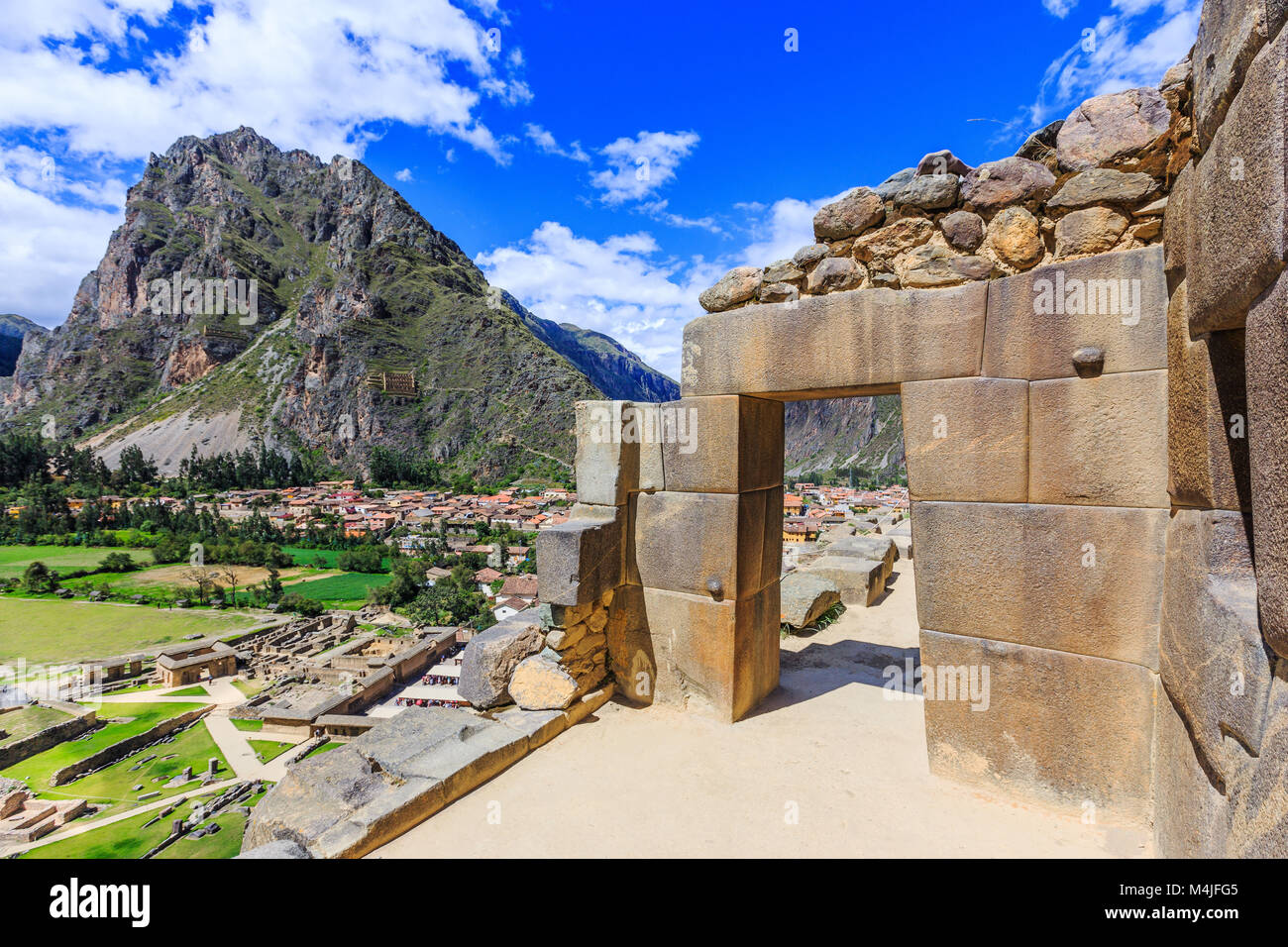 Ollantaytambo, Perù. Fortezza Inca rovine sulla collina del tempio. Foto Stock