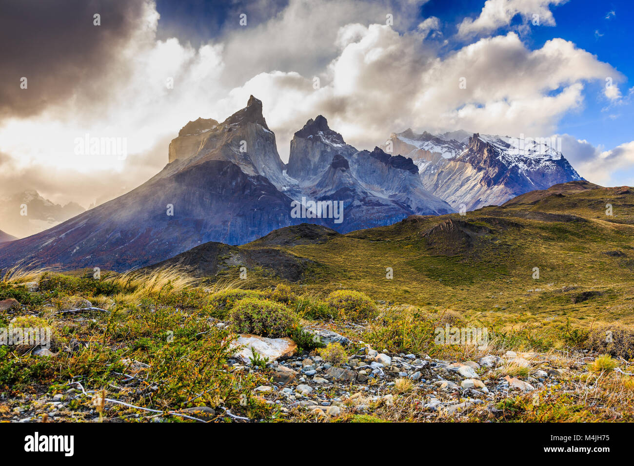 Parco Nazionale di Torres del Paine Cile. Paine corna. Foto Stock