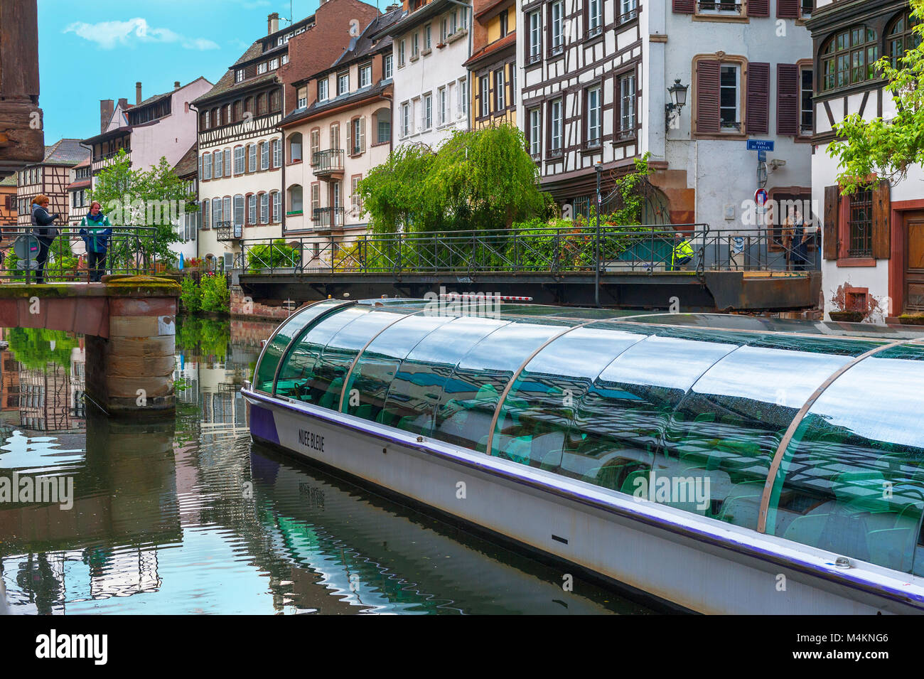 Passeggiate intorno al piccolo Francia trimestre a Strasburgo Foto Stock