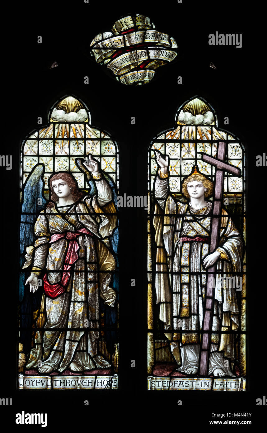 La speranza e la fede vetrata, Chiesa di San James, Ramsden, Oxfordshire, England, Regno Unito Foto Stock