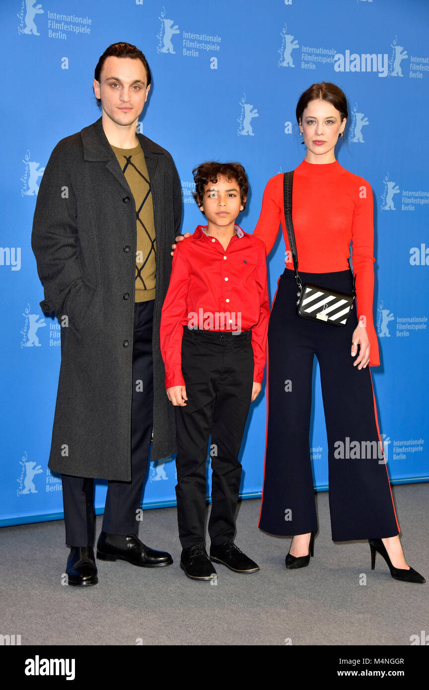 Berlino, Germania. Xvii Feb, 2018. Franz Rogowski, Lilien Batman e Paula birra durante il "transito" photocall al 68esimo Festival Internazionale del Cinema di Berlino / Berlinale 2018 il 17 febbraio 2018 a Berlino, Germania. Credito: Geisler-Fotopress/Alamy Live News Foto Stock