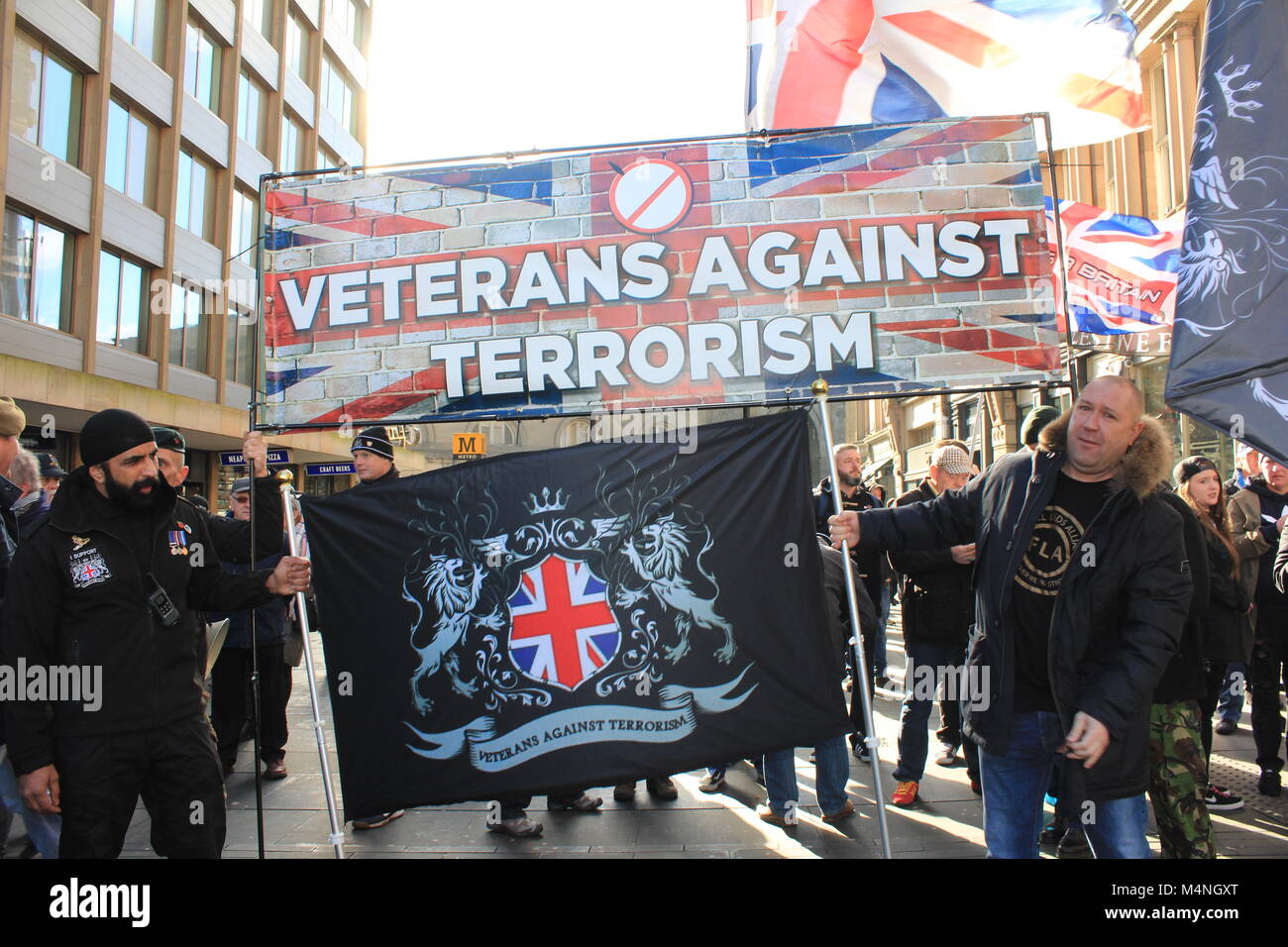 Newcastle Upon Tyne, Regno Unito. Xvii Feb, 2018. Di veterani di guerra contro il terrorismo marzo attraverso il centro cittadino di Newcastle. Febbraio 17 2018, UK, David Whinham/Alamy Live News Foto Stock