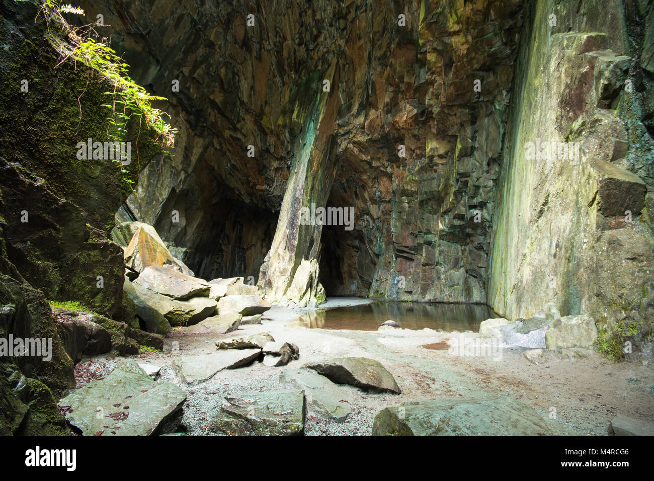 Cattedrale di caverna grotta Foto Stock