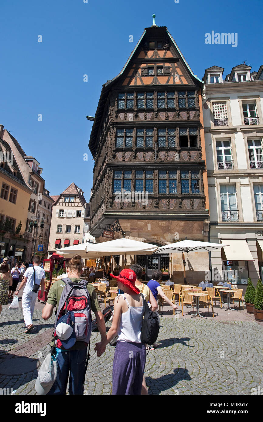 Maison Kammerzell, ristorante gourmet a piazza della Cattedrale, Casa quadro, la più antica casa di Strasburgo, costruito 1427, Alsazia, Bas-Rhin, Francia, Europa Foto Stock
