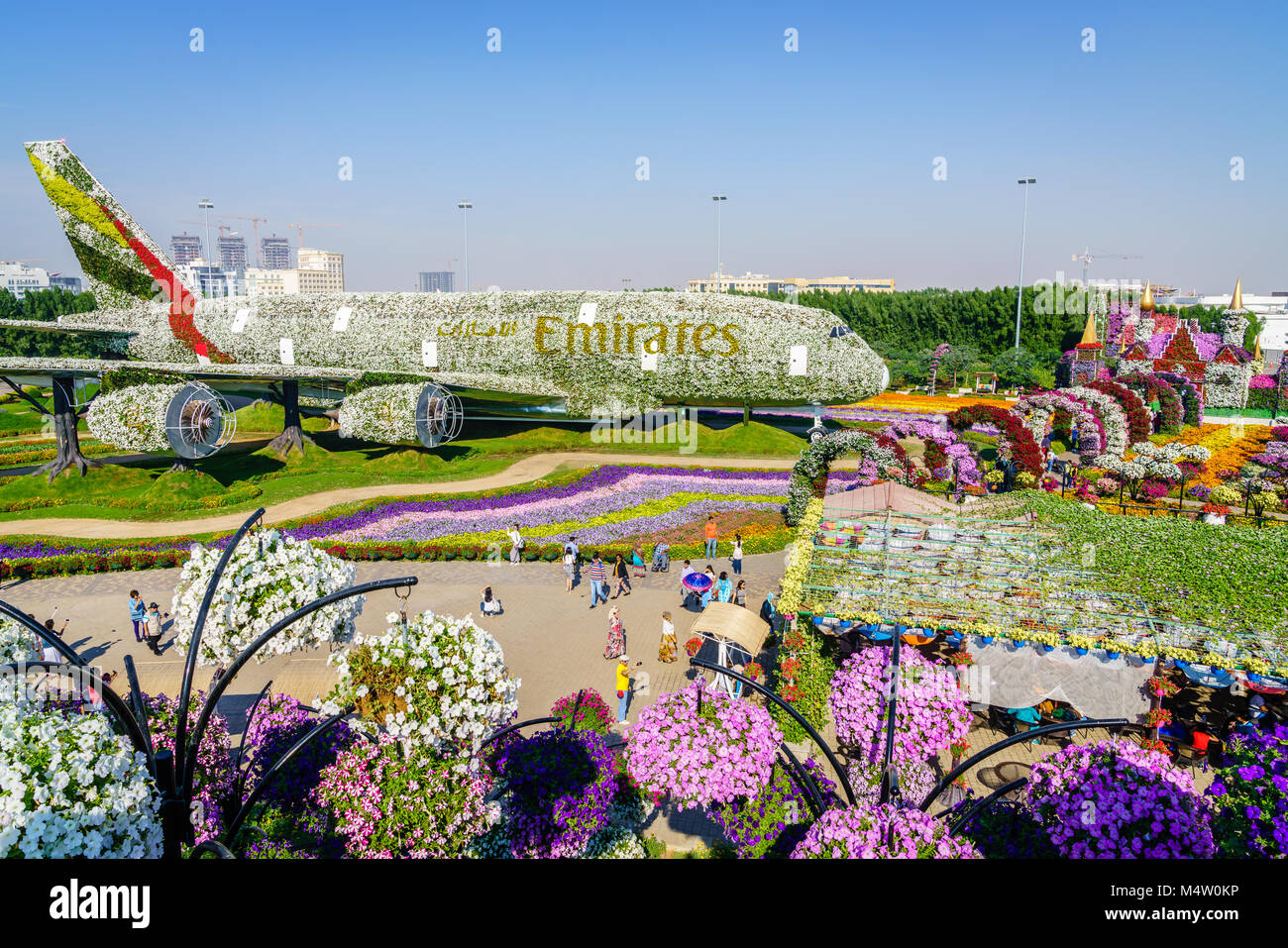 Dubai, UAE, Dicembre 12, 2016: miracolo Garden è una delle principali attrazioni turistiche in Dubai EMIRATI ARABI UNITI Foto Stock