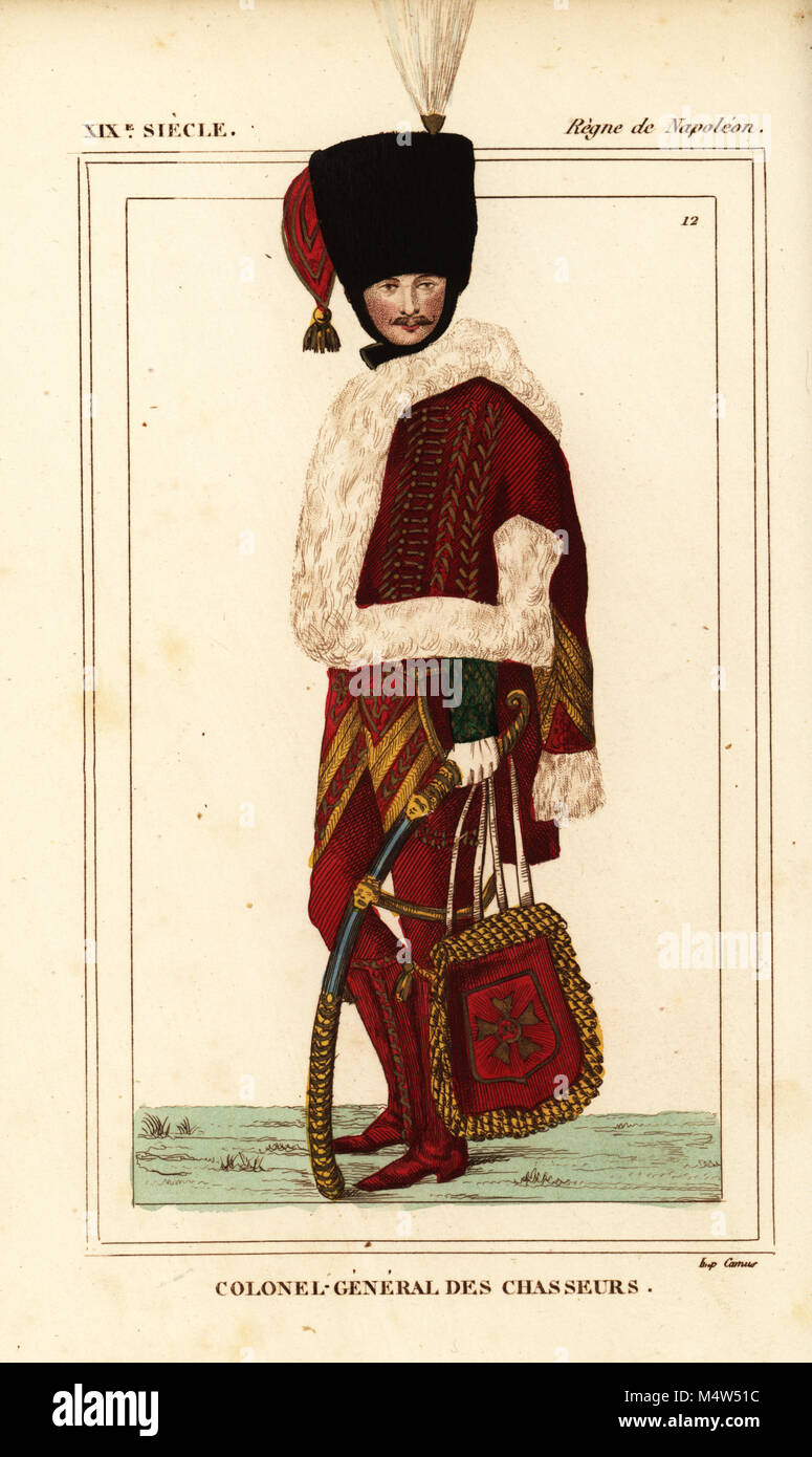 Colonel-General in francese Chasseurs, epoca napoleonica. Litografia Handcolored da Leopoldo Massard da Le Bibliophile Jacob aka Paul Lacroix i costumi Historiques de la France (costumi storici della Francia), Amministrazione de Librairie, Parigi, 1852. Foto Stock