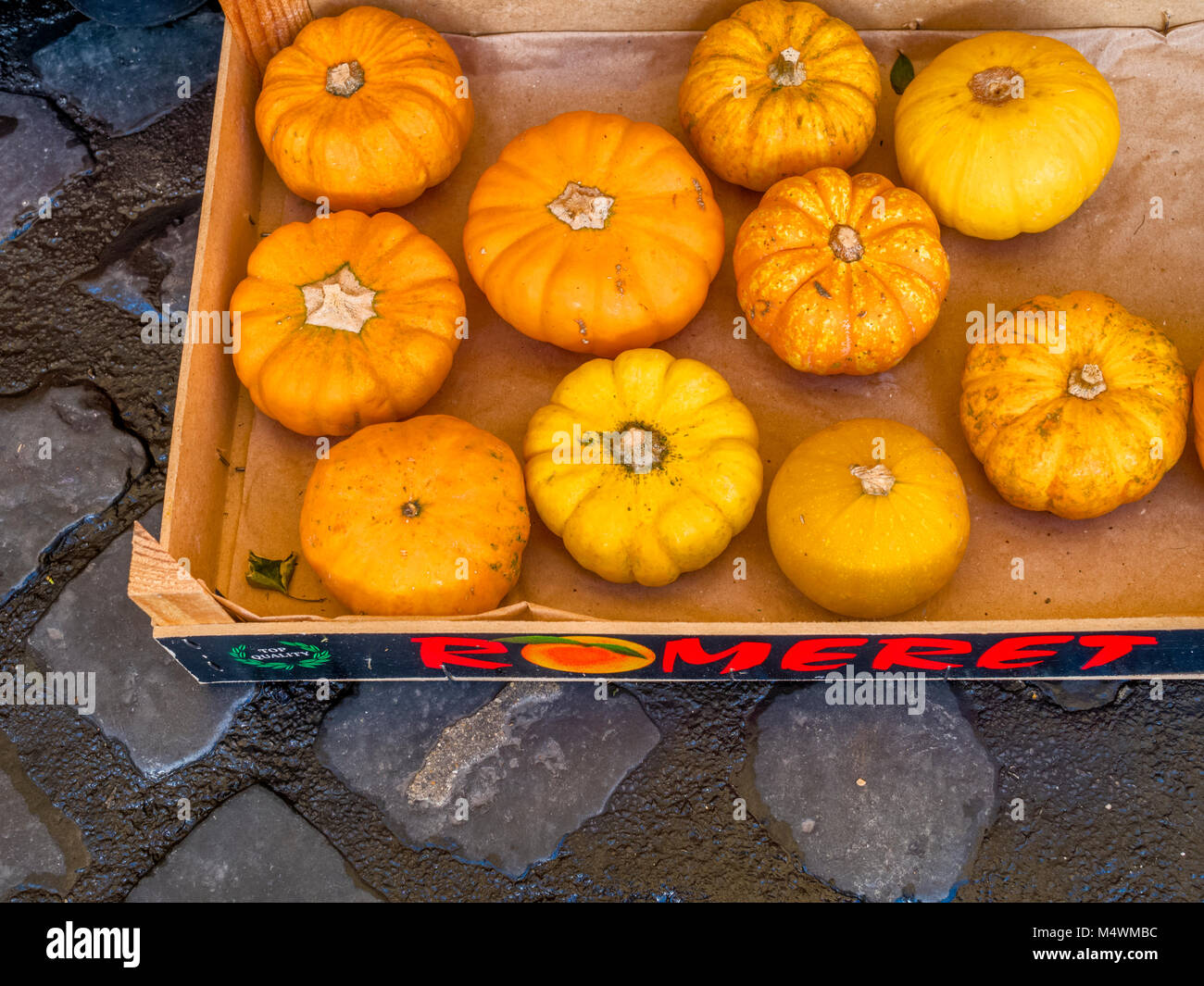 Campo de' Fiori mercato in Roma, Italia Foto Stock