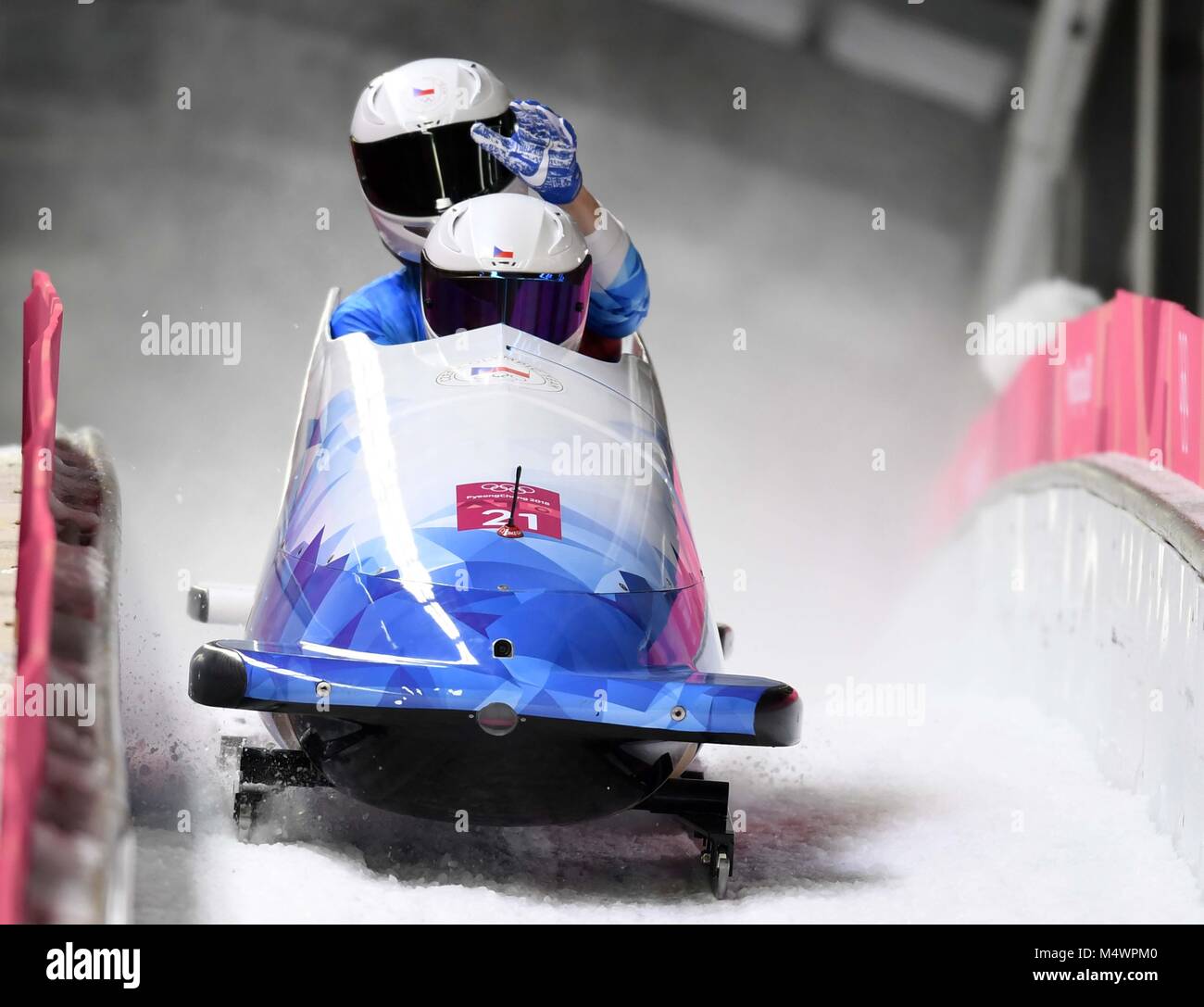 Dominik Dvorak (CZE) e Jakub Nosek (CZE). Mens 2-uomo bob. Olympic Centre di scorrimento. Alpensia. Pyeongchang2018 Olimpiadi invernali. Repubblica di Corea. 18/02/2018. Credito: Sport In immagini/Alamy Live News Foto Stock