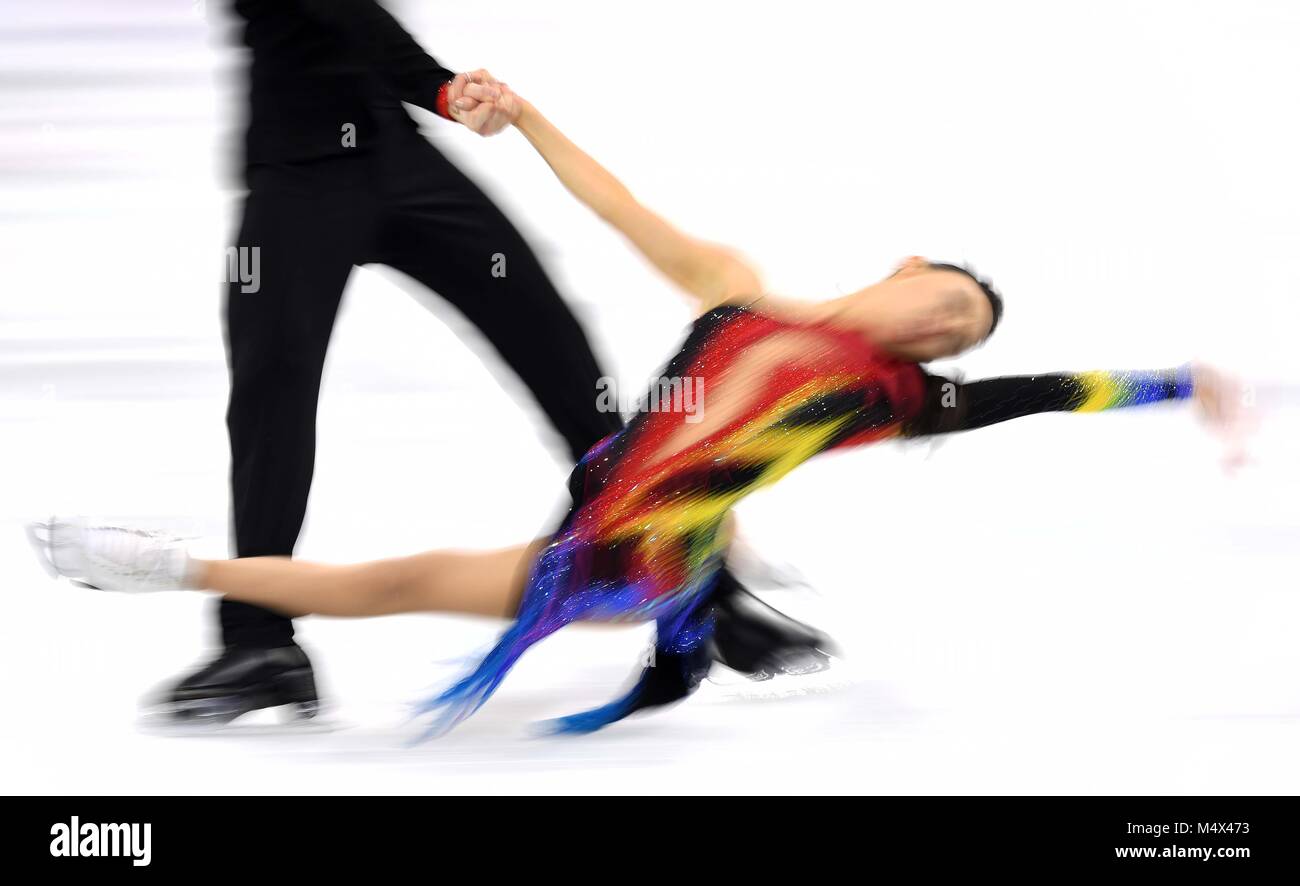 Pyeongcheng, Corea del Sud. 19 Feb, 2018. Madison guarnitura e Evan Bates (USA). La danza su ghiaccio. Breve danza. La figura pattinare. Gangneung ice arena. Gangneung. Pyeongchang2018 Olimpiadi invernali. Repubblica di Corea. 19/02/2018. Credito: Sport In immagini/Alamy Live News Foto Stock