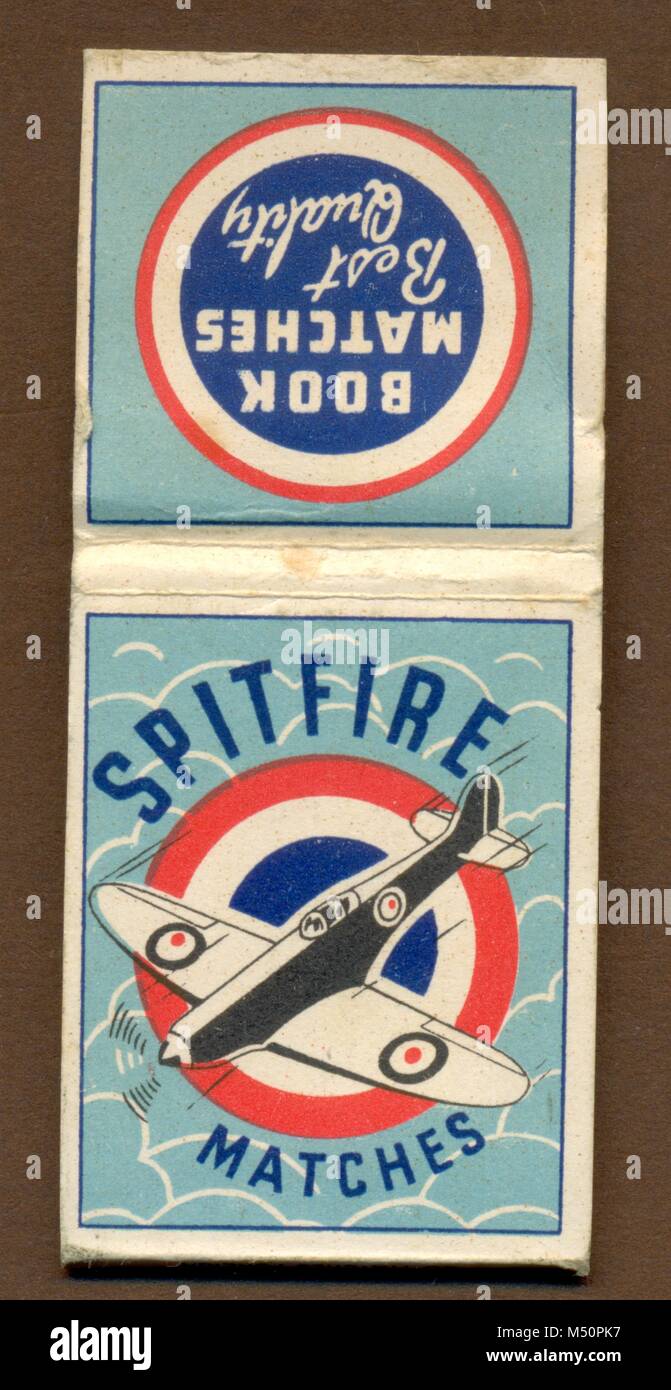 Prenota corrispondenze con immagine della Seconda Guerra Mondiale Spitfire circa 1941 Foto Stock
