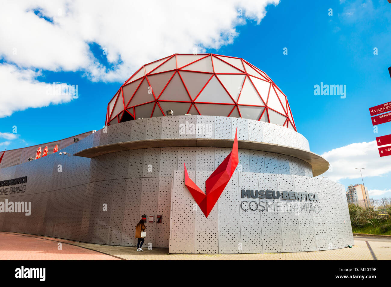 Esterno del Museo dello Sport Lisboa e Benfica football club al Estadio da Luz. Foto Stock