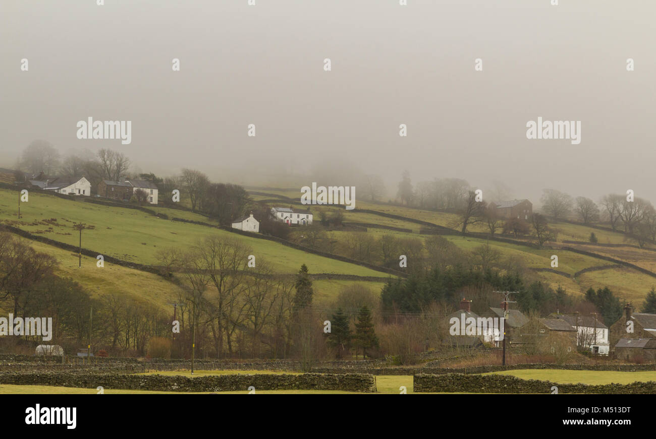 Una nebbiosa giornata invernale a Garrigill, Cumbria, Regno Unito Foto Stock