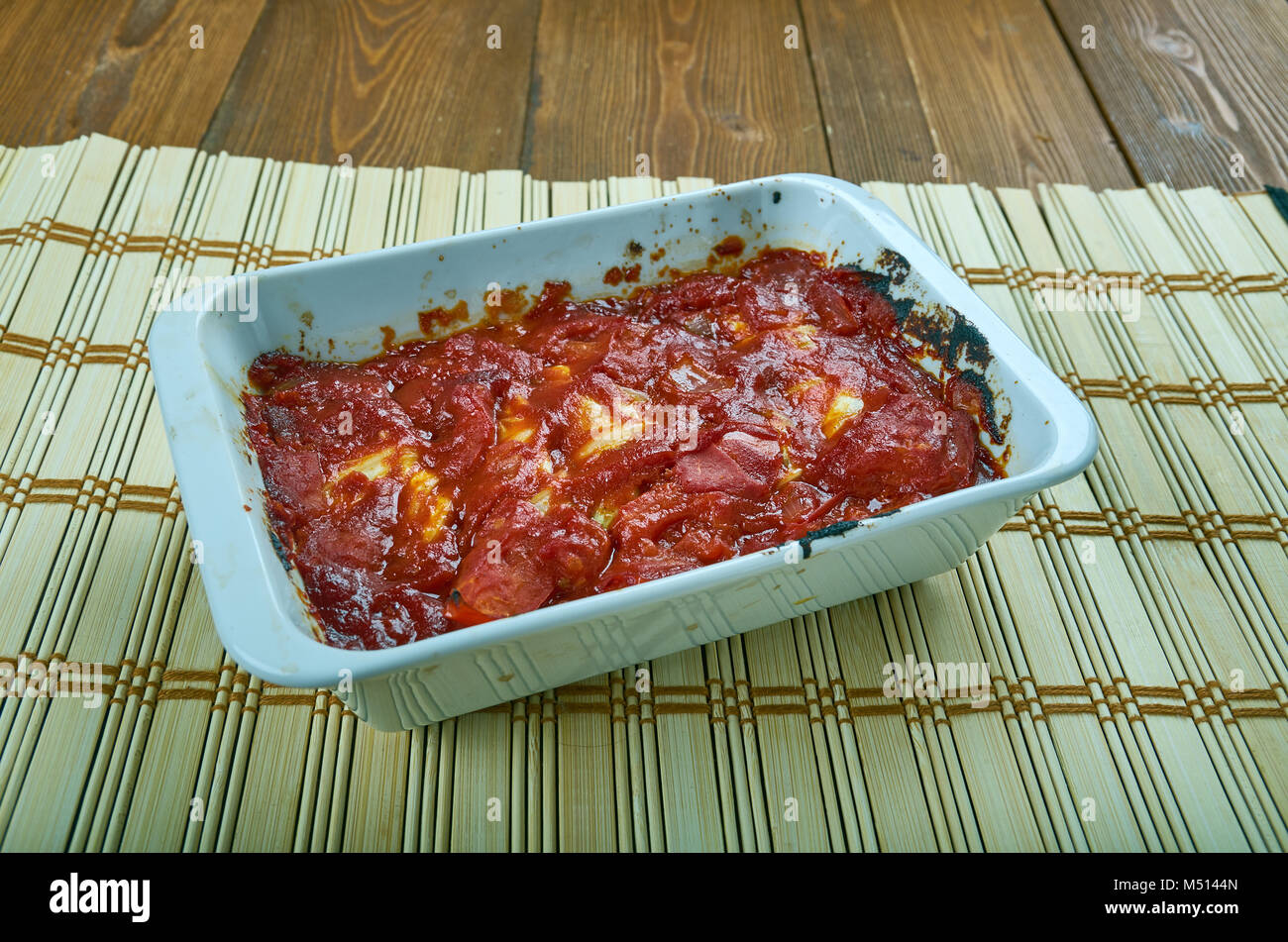 Bagno turco involtini di cavolo con salsa di yogurt Foto Stock