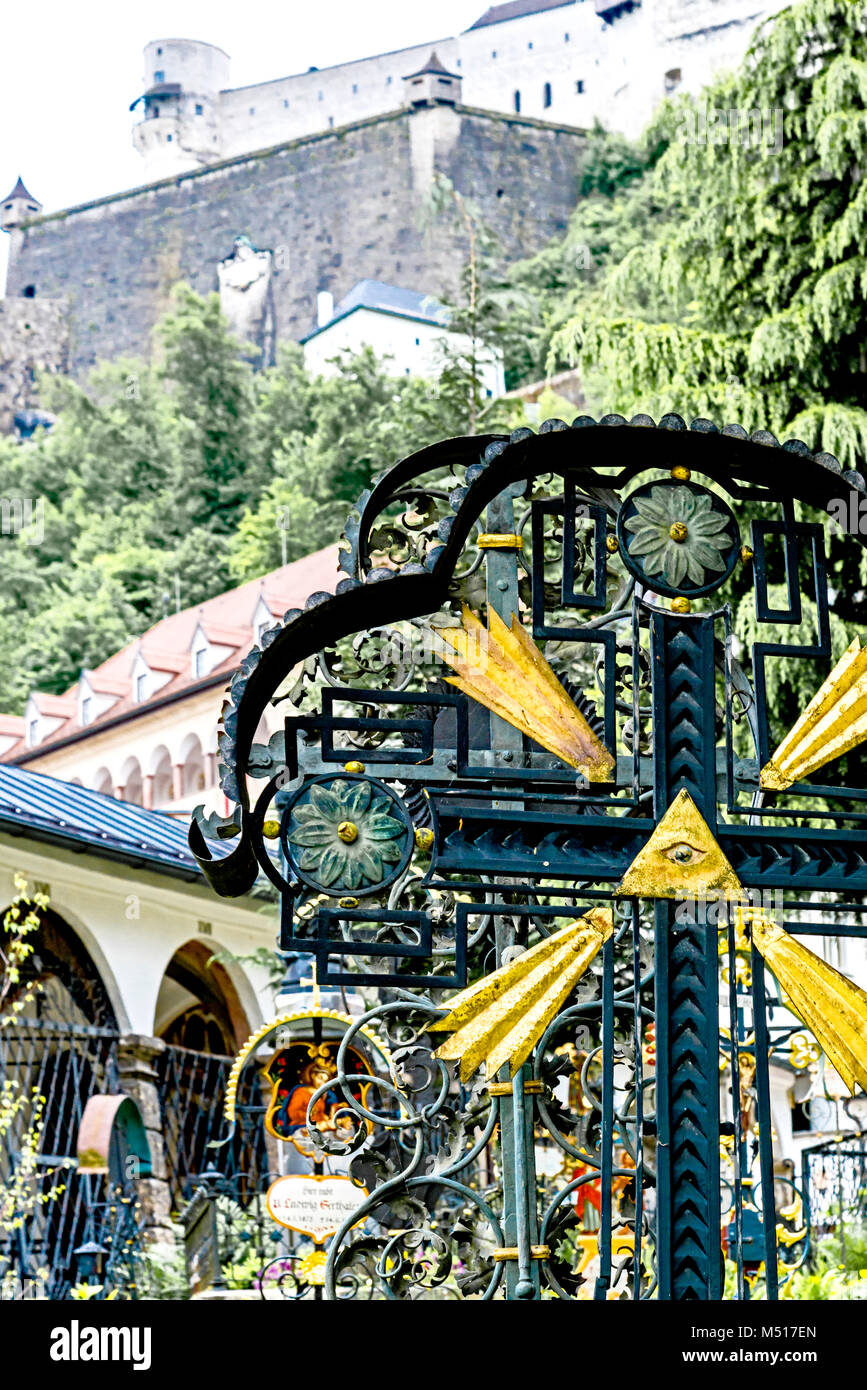 Salisburgo (Austria): il Cimitero di San Pietro; Friedhof an der San Pietro Kirche Foto Stock