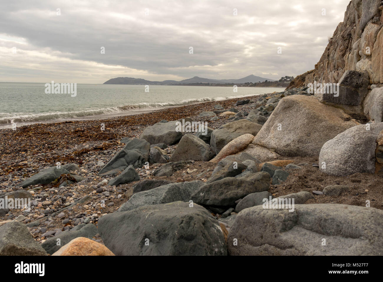 Una vista di Killiney Bay e White Rock, Dublino. Foto Stock