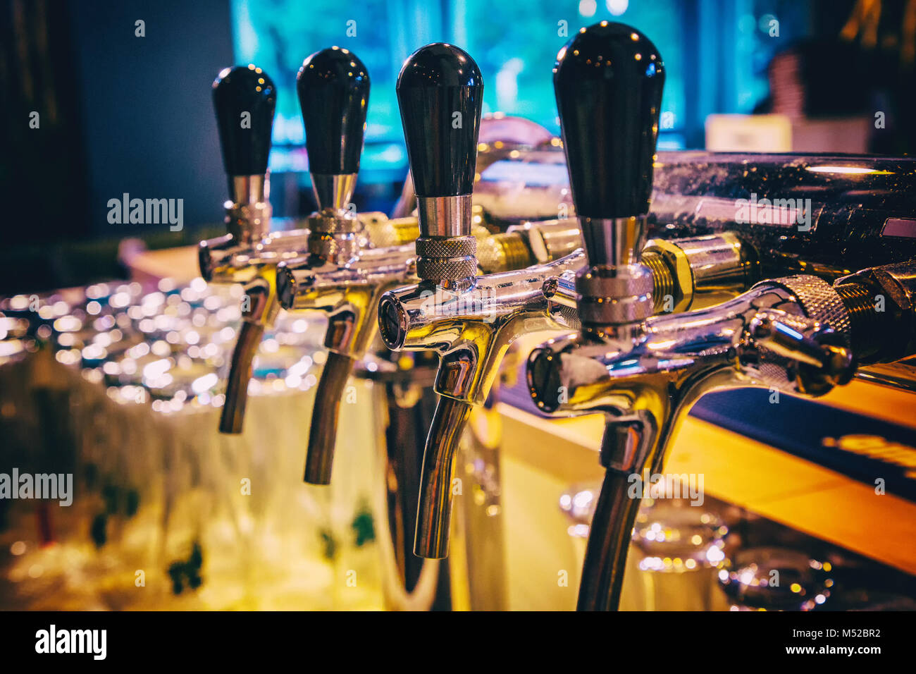 La birra rubinetto erogatore di birra Foto Stock