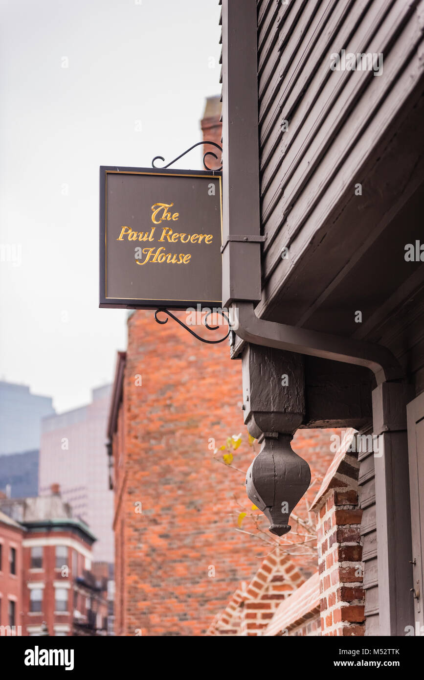 La Paul Revere House di Boston, Massachusetts è stata la casa coloniale di american patriot Paul Revere durante il tempo della Rivoluzione Americana. Foto Stock