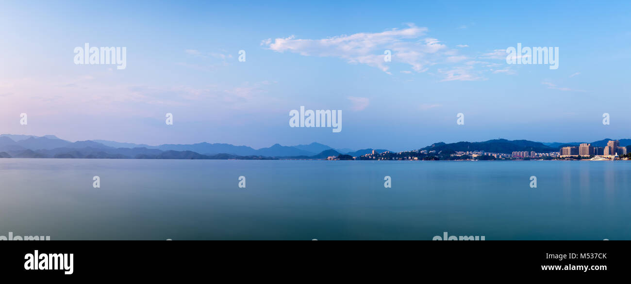 Hangzhou mille isole panorama sul lago Foto Stock