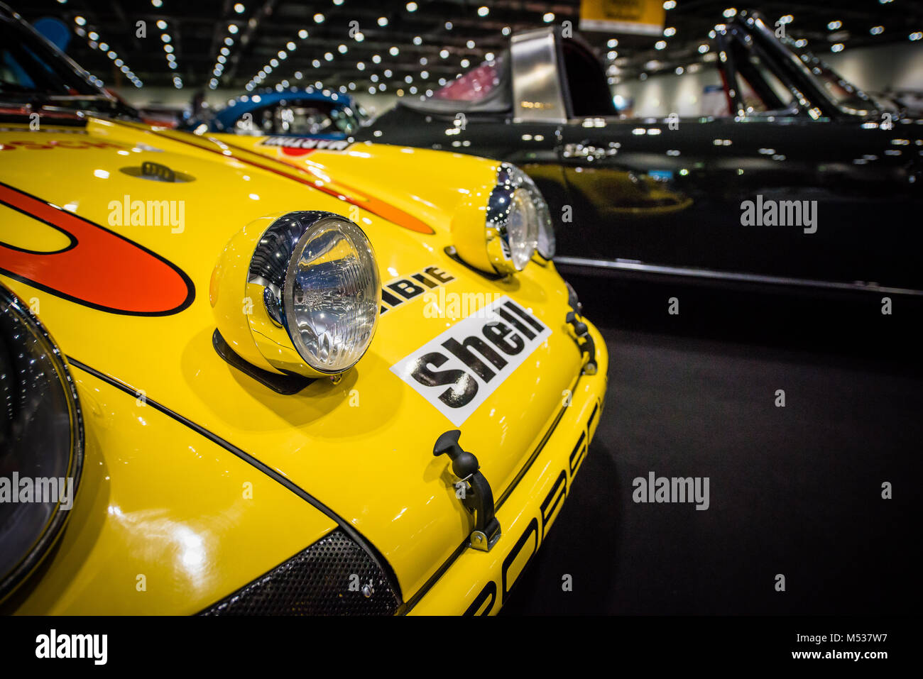 Historic Racing Porsche 911 sul display al London Classic Car Show & motorismo storico Show internazionale in Excel Foto Stock