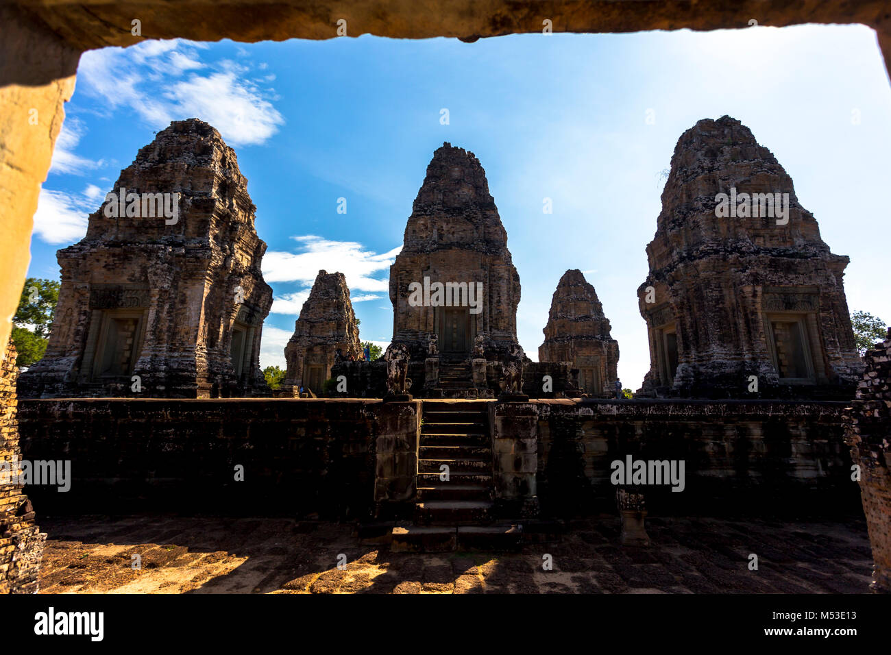 East Mebon Angkor Wat Siem Reap Cambogia il sud-est asiatico è un tempio del decimo secolo a Angkor, Cambogia. Costruito durante il regno del Re Rajendravarman, Foto Stock