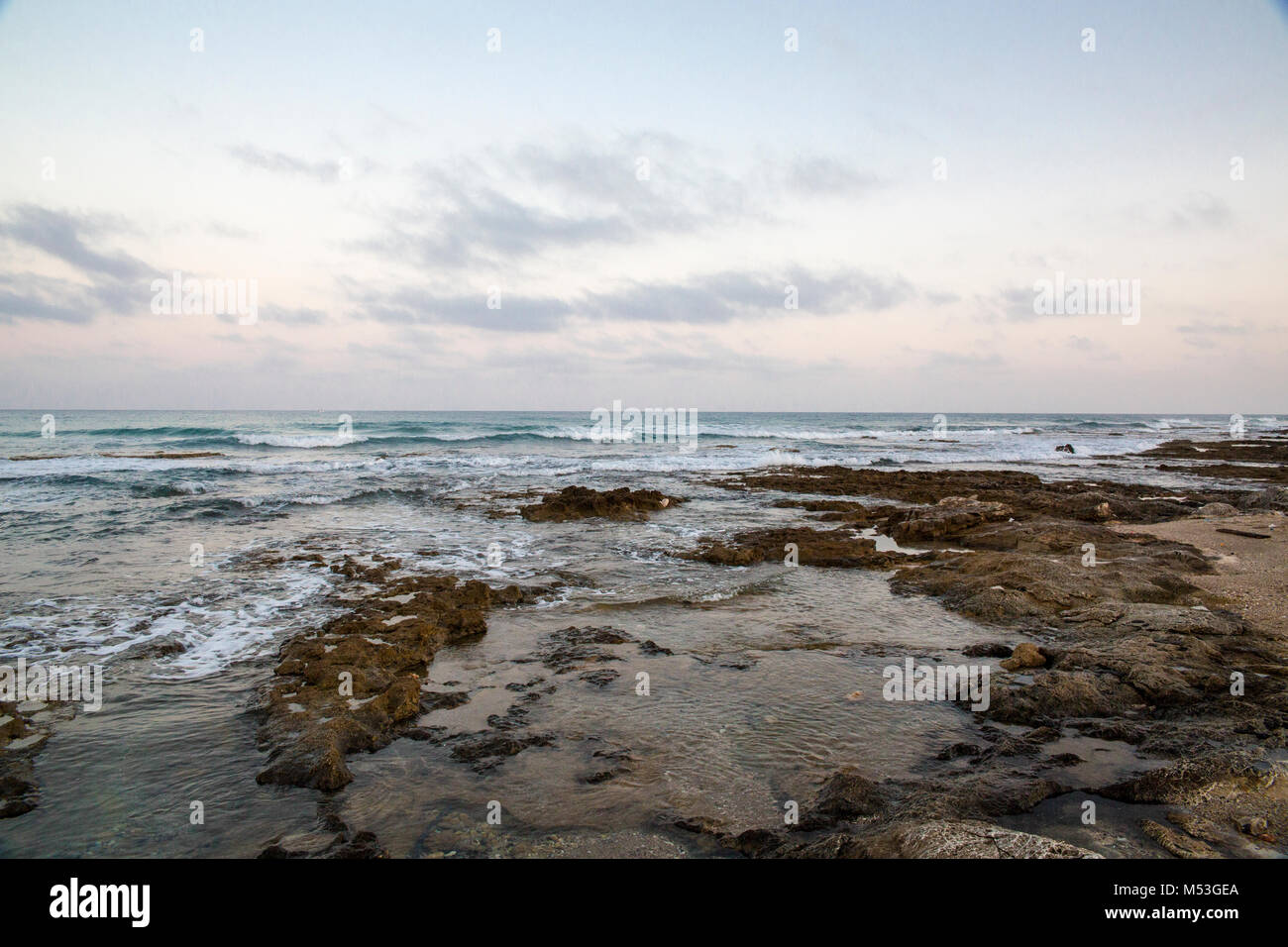 Rocce e sabbia sul fondale fotografato in Israele Foto Stock