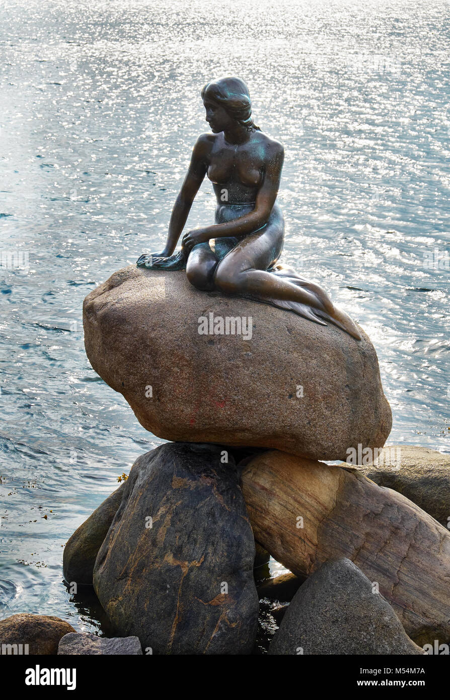 Il monumento della Sirenetta a Copenhagen, Danimarca Foto Stock