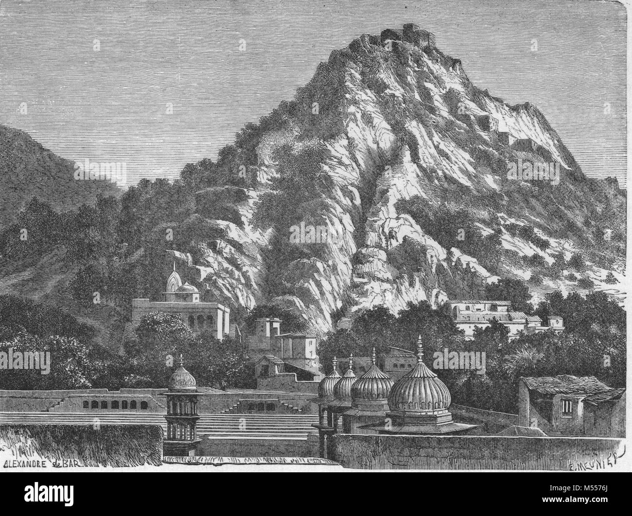 INDIA. Marmo piramidale collina a Alwar, incisione antica 1878 Foto Stock