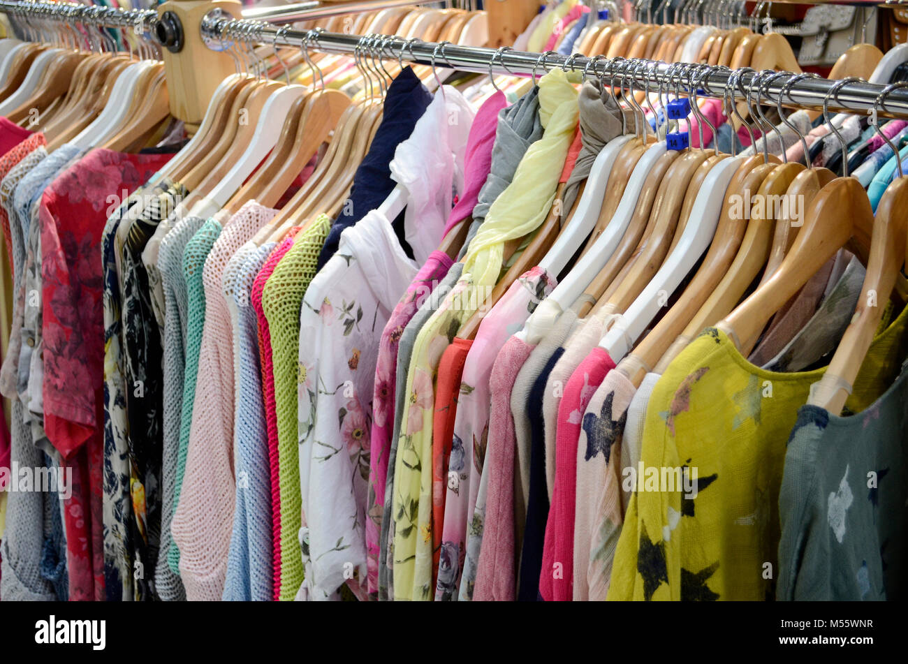 Rampa di vestiti alla moda. Il commercio fashion show ran 18th-20th Febbraio 2018 al NEC di Birmingham, UK. Credito: Antony ortica/Alamy Live News Foto Stock