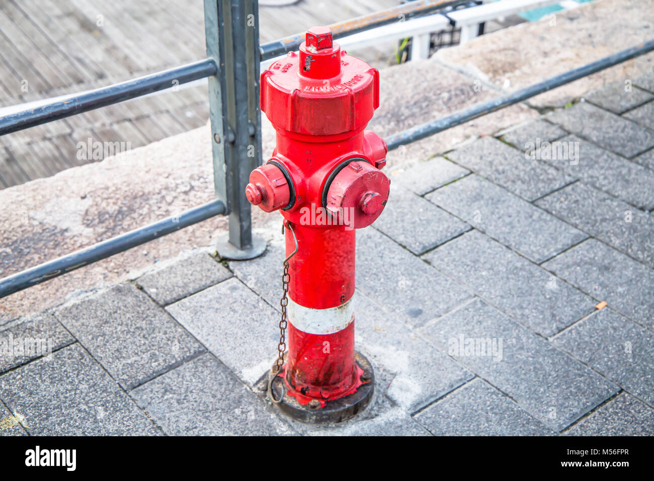 Rosso di aspirazione dell'acqua Foto Stock