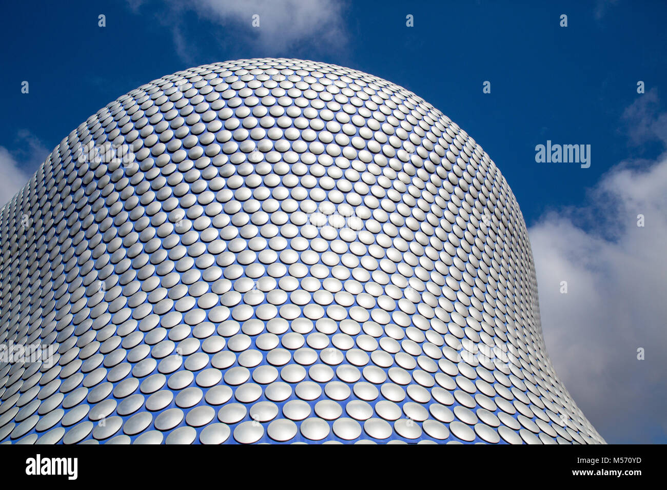 L'iconico sui dischi dell'edificio Selfridges, Birmingham, Inghilterra, Regno Unito. Foto Stock