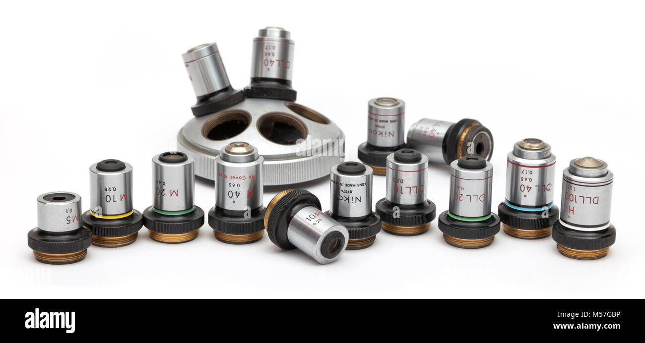 Nikon vintage obiettivi del microscopio, 160 mm di lunghezza del tubo, anni settanta era Foto Stock