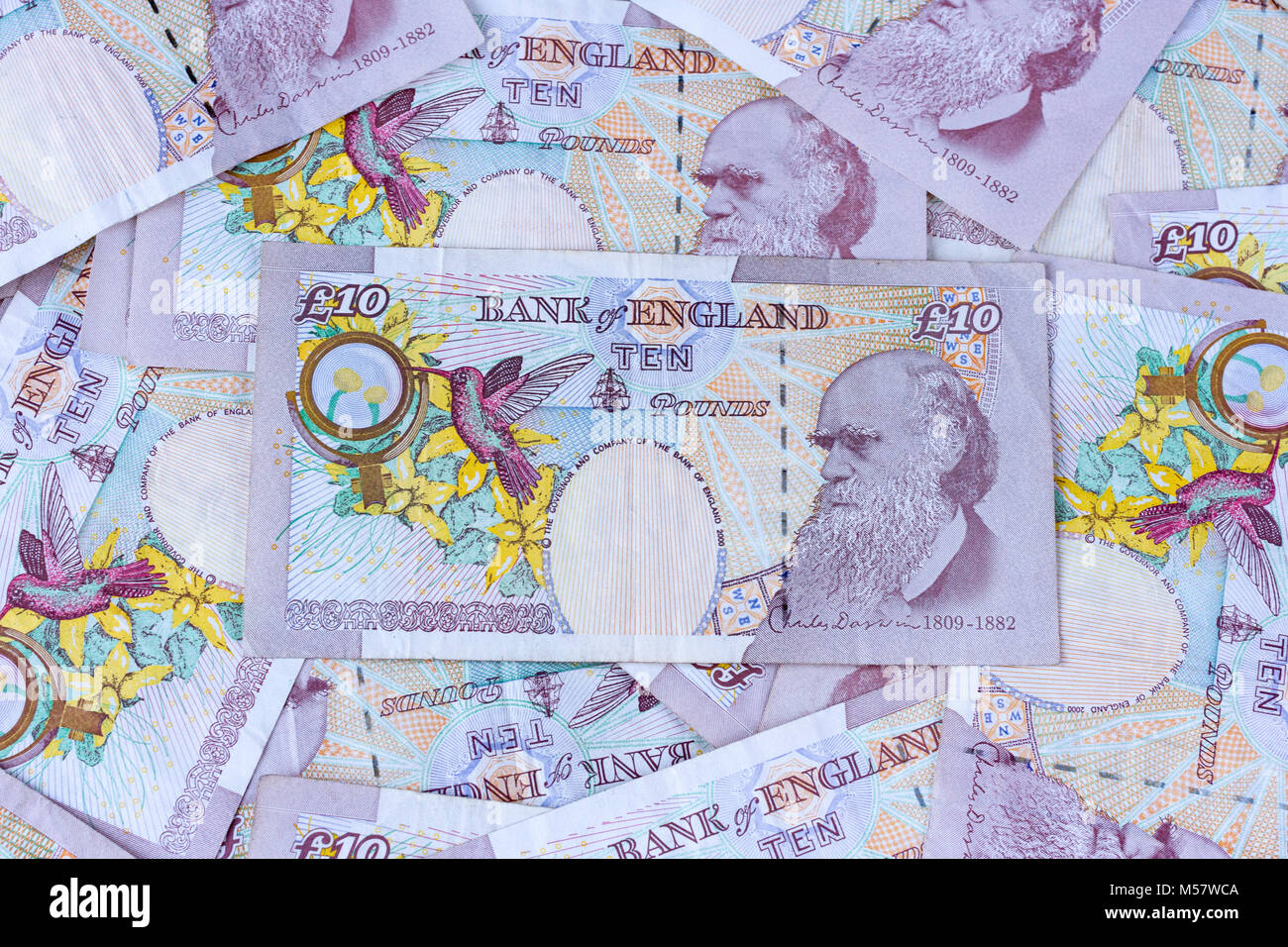 British dieci pound note su carta che vanno al di fuori di circolazione il 1 marzo 2018, la valuta britannica Foto Stock