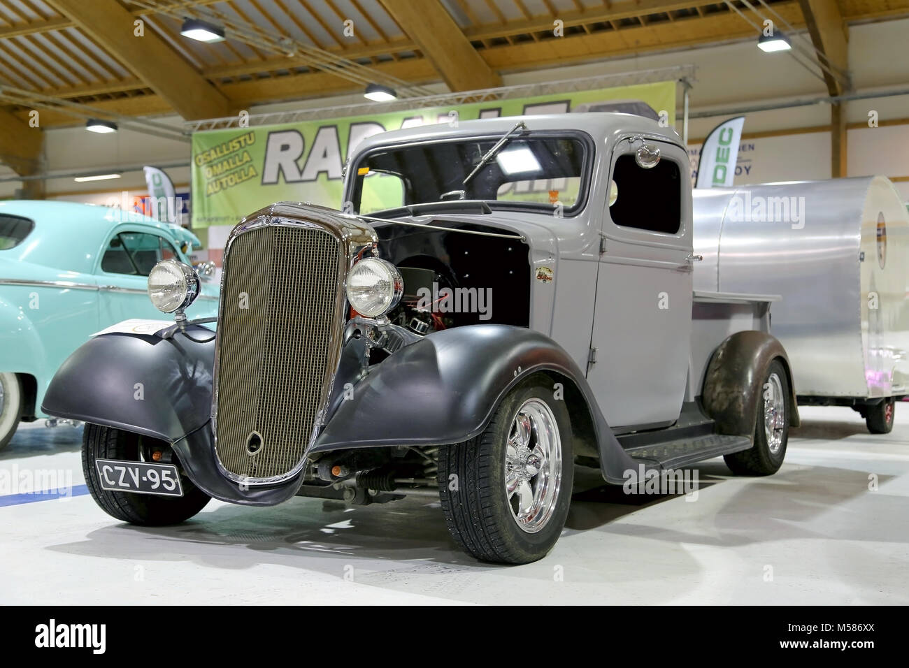 LOIMAA, Finlandia - 15 giugno 2014: Chevrolet pickup 1936 auto d'epoca, visualizzato in HeMa Show 2014 in Loimaa, Finlandia. Foto Stock