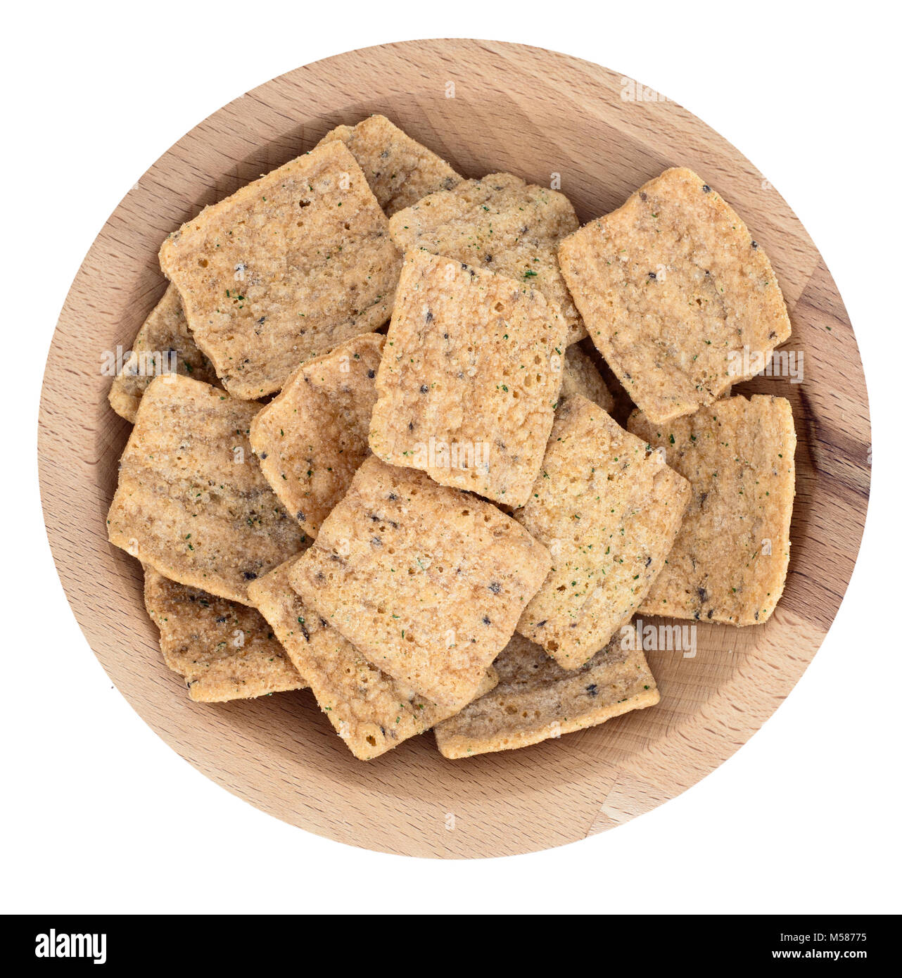 La quinoa le patatine, chip isolati su bianco. Snack croccante. Foto Stock