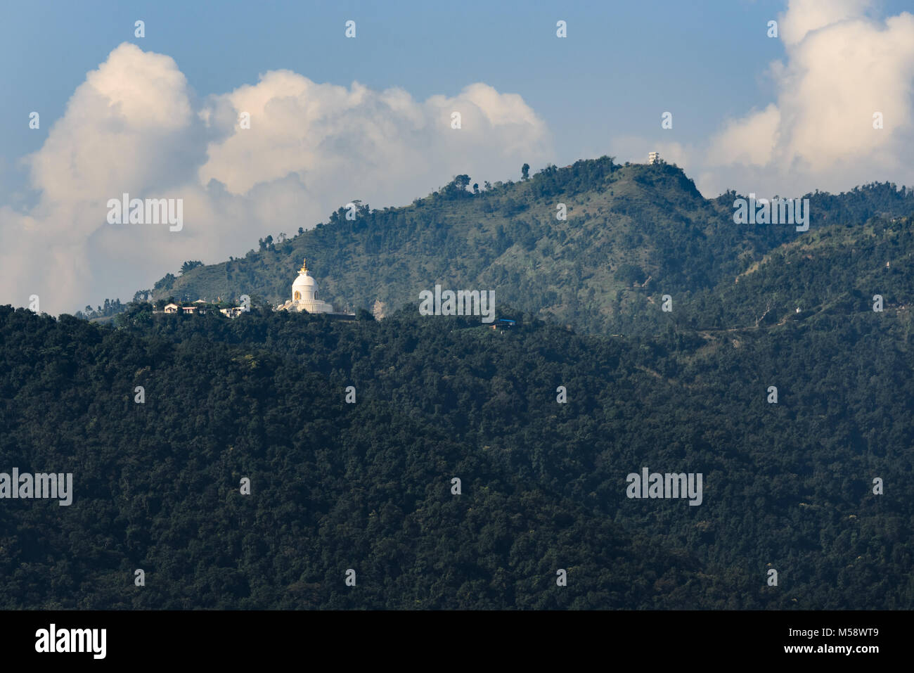 La pace mondiale Pagoda di Pokhara in Nepal Foto Stock