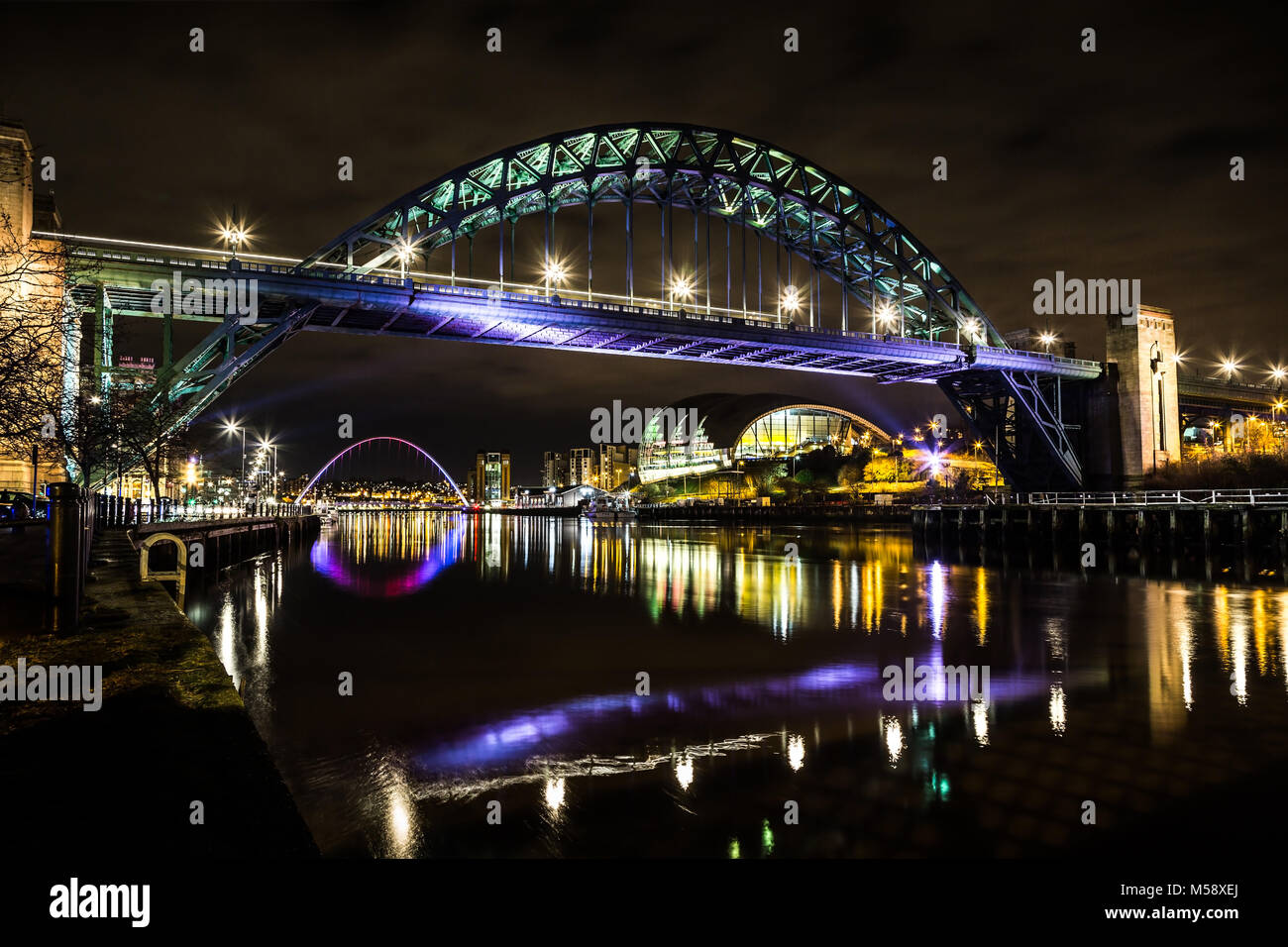Newcastle upon Tyne, Quayside di notte. Foto Stock
