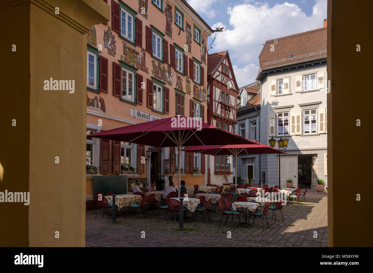 Eberbach offrono, Hotel 'Karpfen' Am Alten Markt, Odenwald, Baden-Württemberg, Deutschland Foto Stock