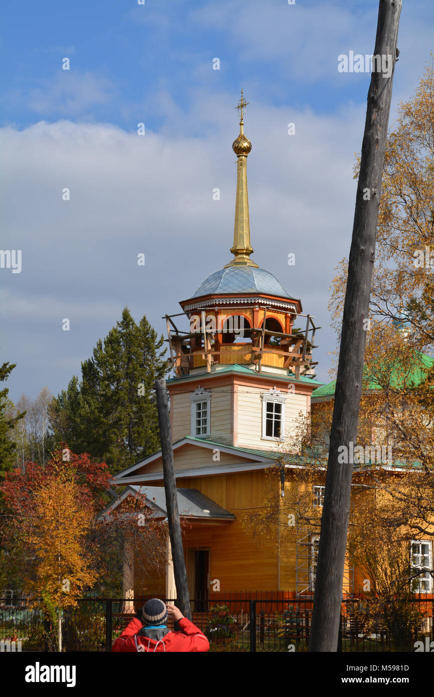 Chiesa guglia in Listvyanka, Siberia Foto Stock