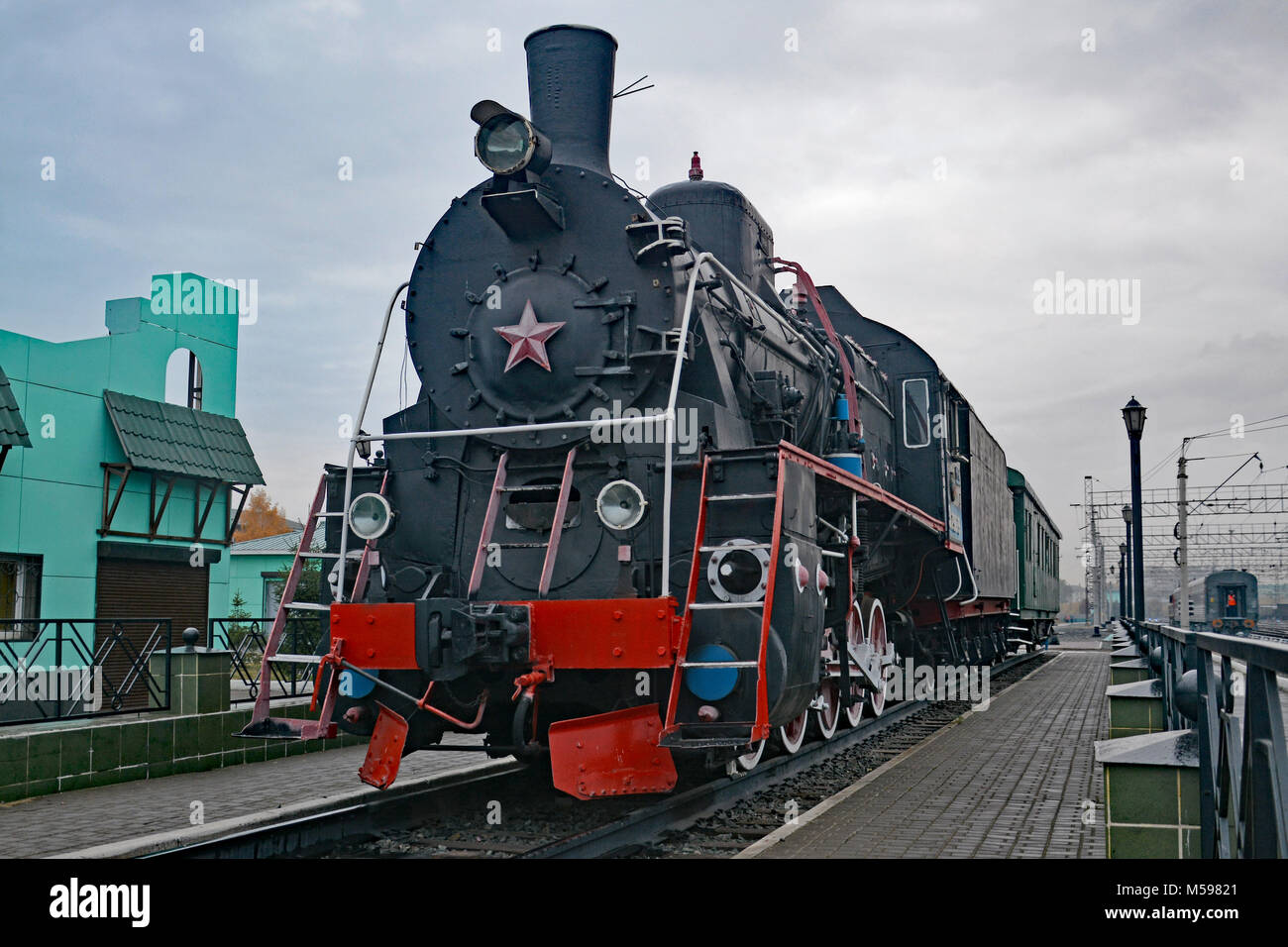 Tipico di steam treno russo sulle reti ferroviarie siberiano Foto Stock