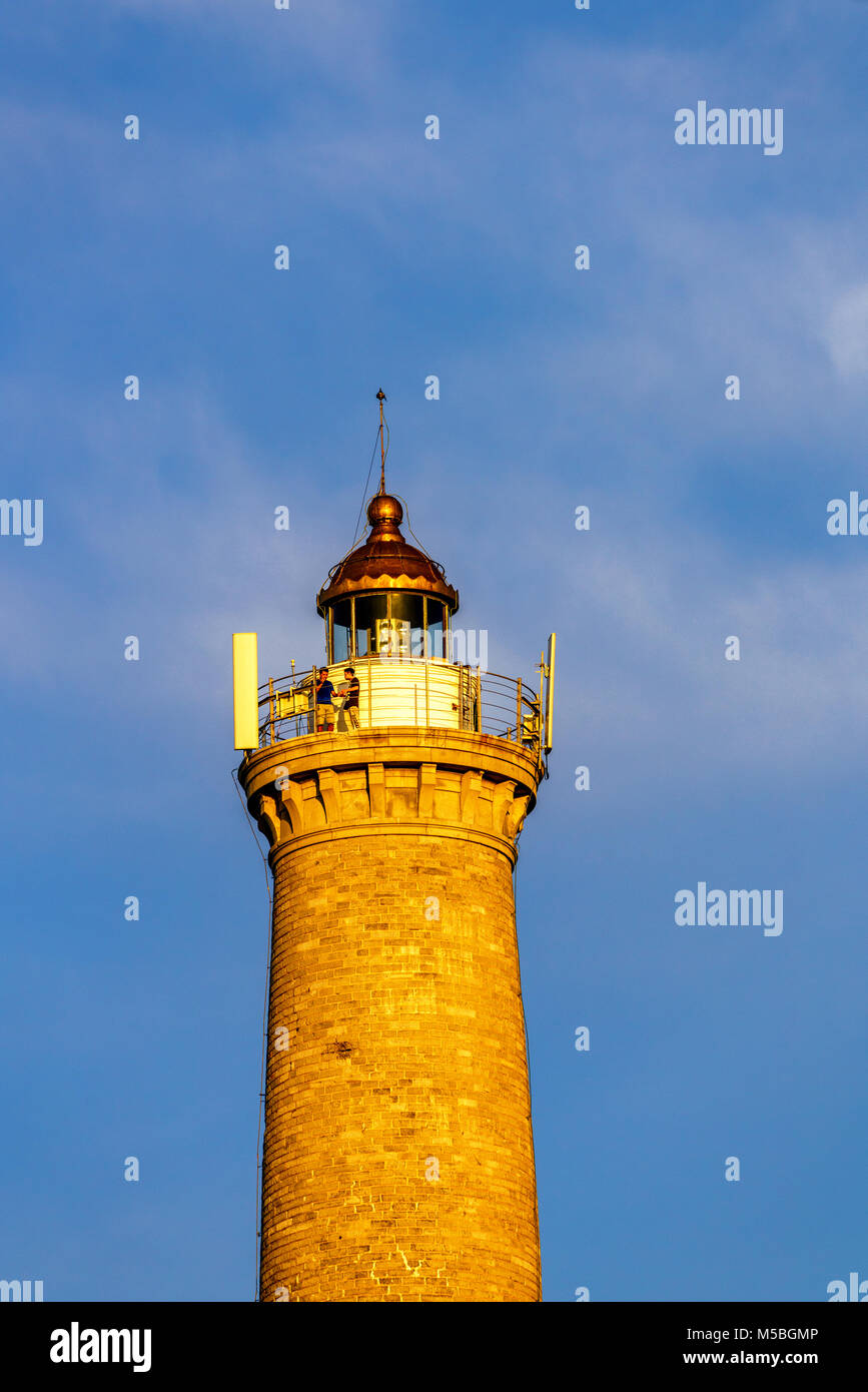 Royalty di alta qualità gratuitamente stock immagine vista aerea di lunga Chau lighthouse in Lan ha bay, Cat Ba island, Hai Phong, Vietnam. Foto Stock