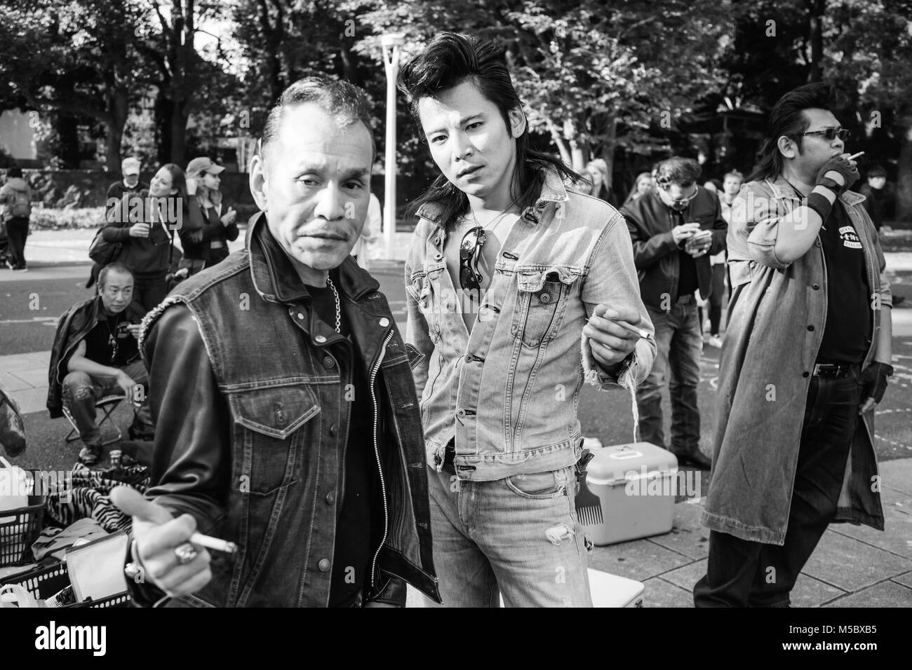 Rockabilly dancers a Yoyogi Park Harajuku, Tokyo Foto Stock