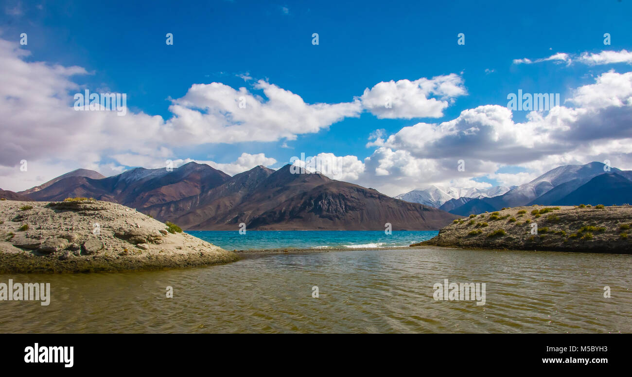 Pangong Lake, Leh Ladakh, Jammu Kashmir India Foto Stock