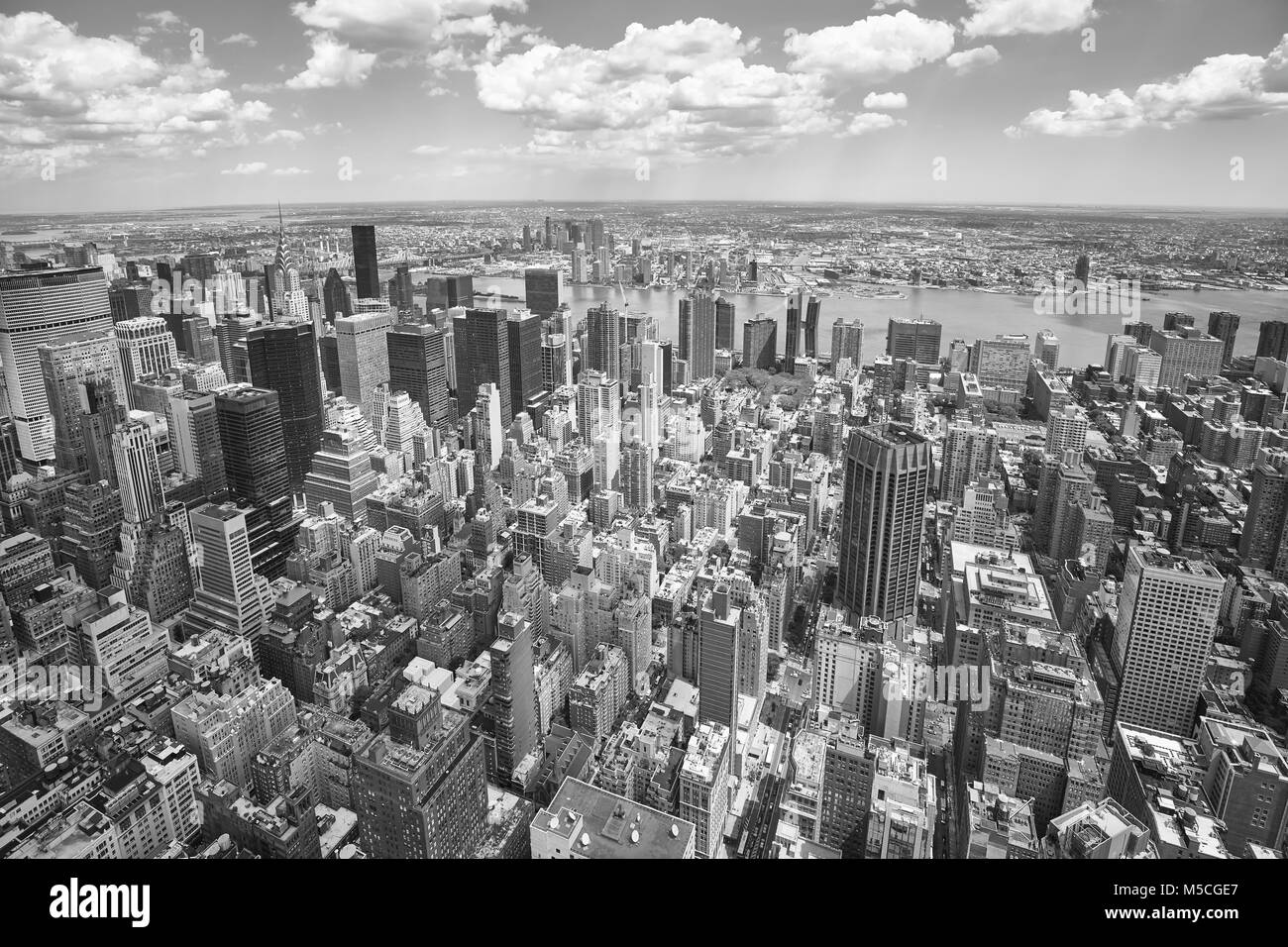 In bianco e nero vista aerea del Manhattan, New York City, Stati Uniti d'America. Foto Stock